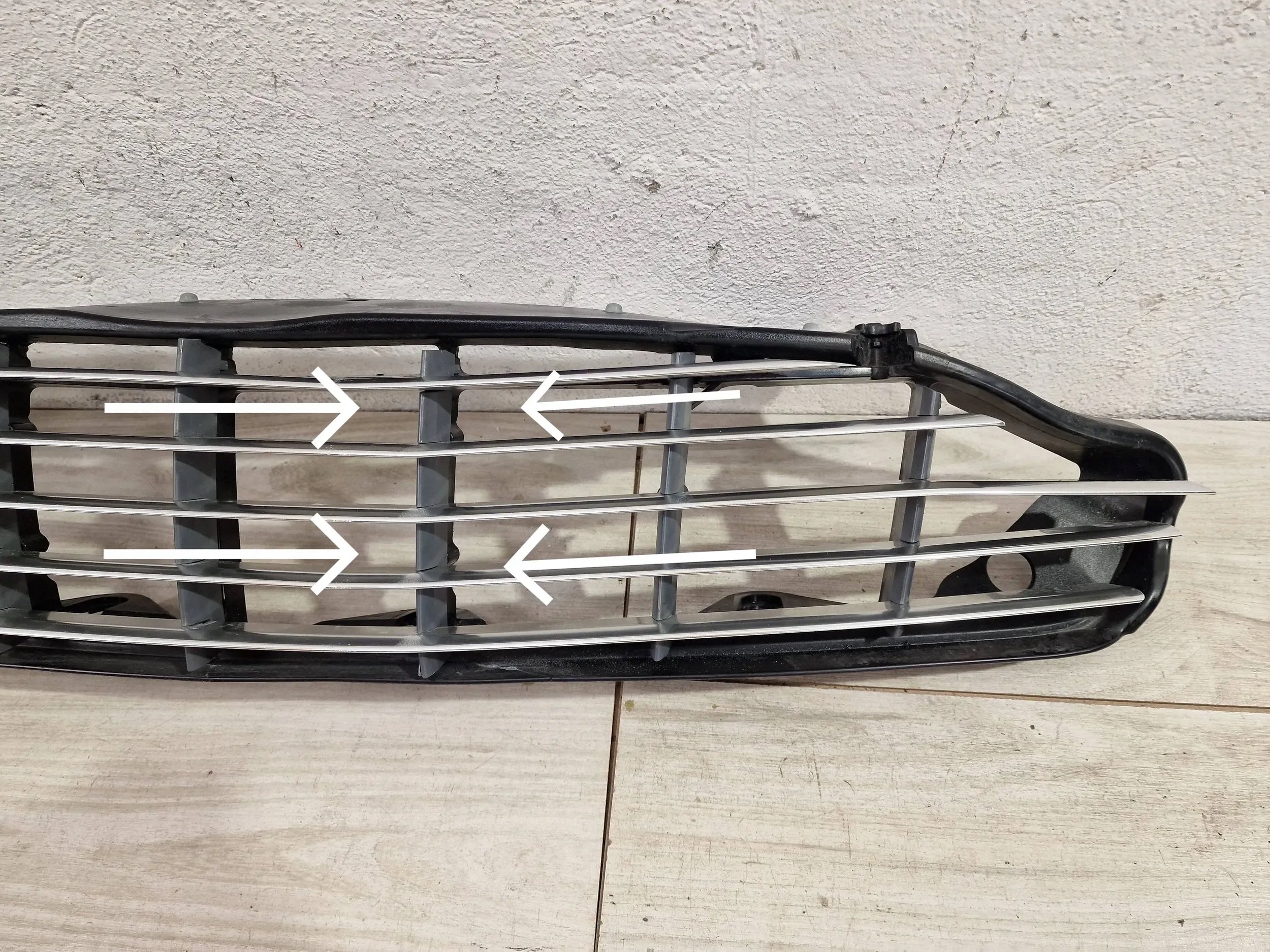 Kühlergrill Aston Martin DB9 FRONTGRILL Dg438190ag Kühlergitter