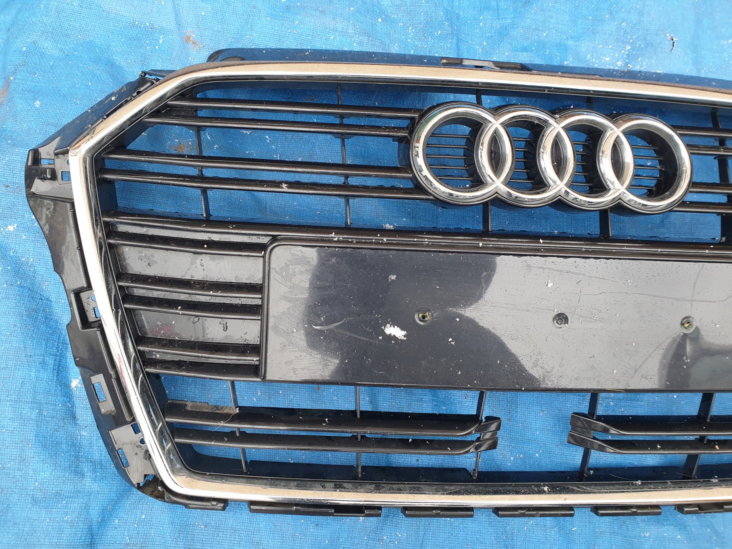 Kühlergrill Audi A3 8V FRONTGRILL 8V3853651AB Kühlergitter