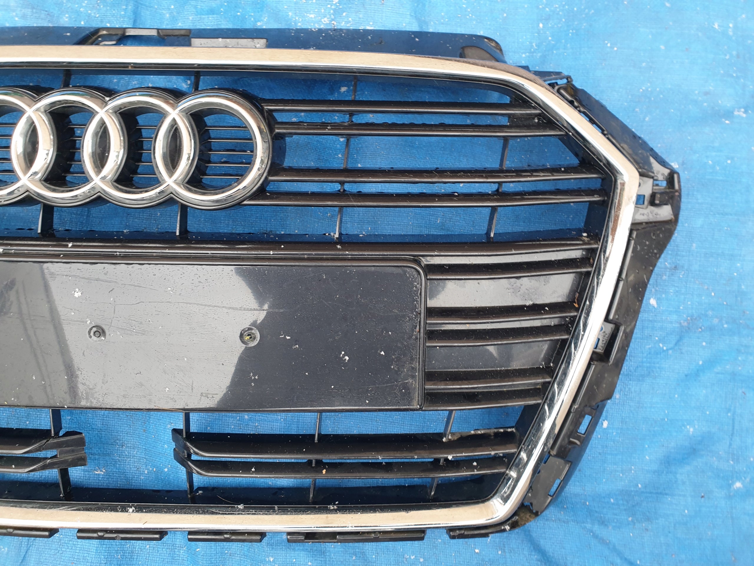 Kühlergrill Audi A3 8V FRONTGRILL 8V3853651AB Kühlergitter