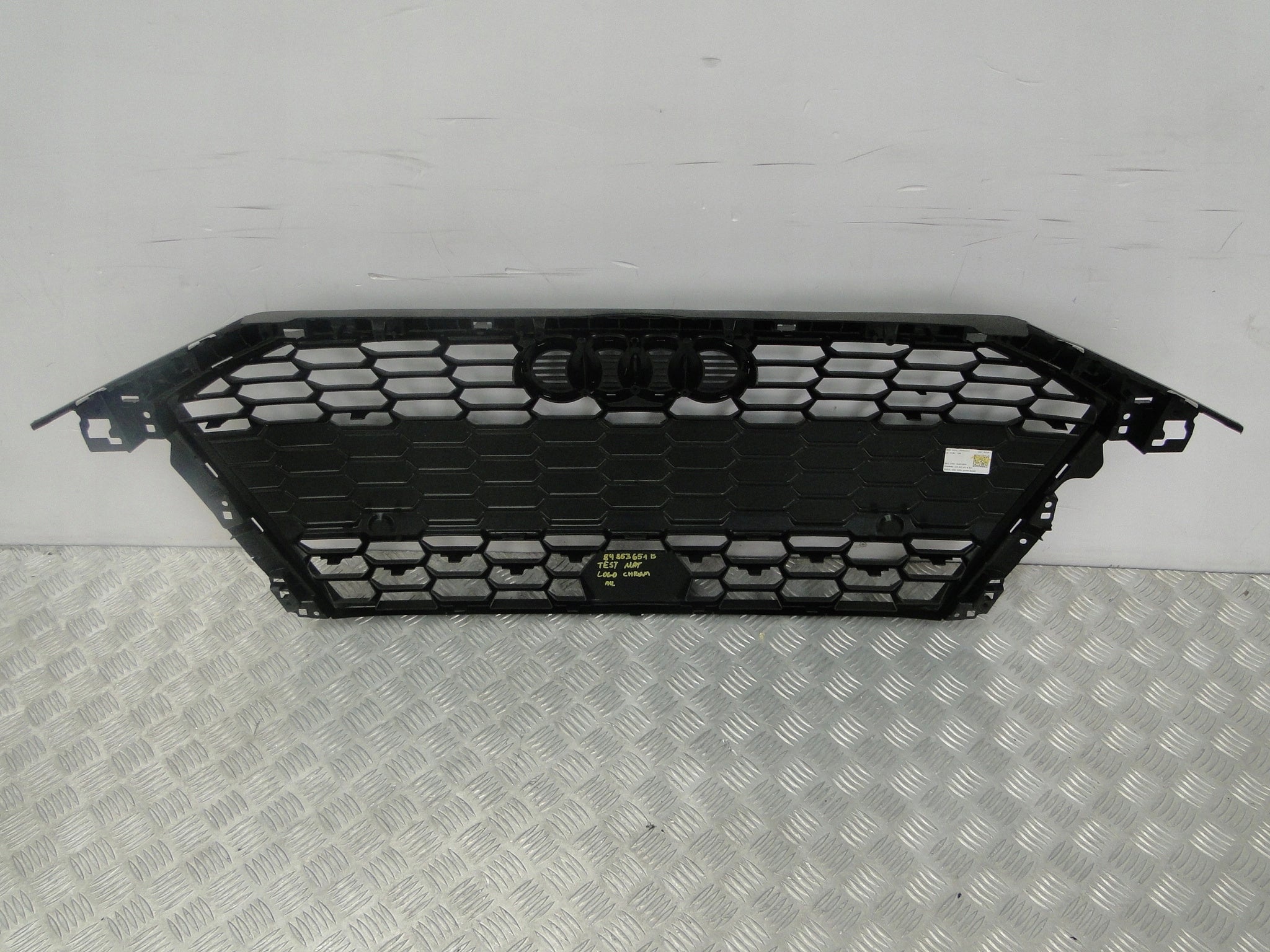 Kühlergrill Audi A3 8Y0 FRONTGRILL 8Y0853651B8 Kühlergitter