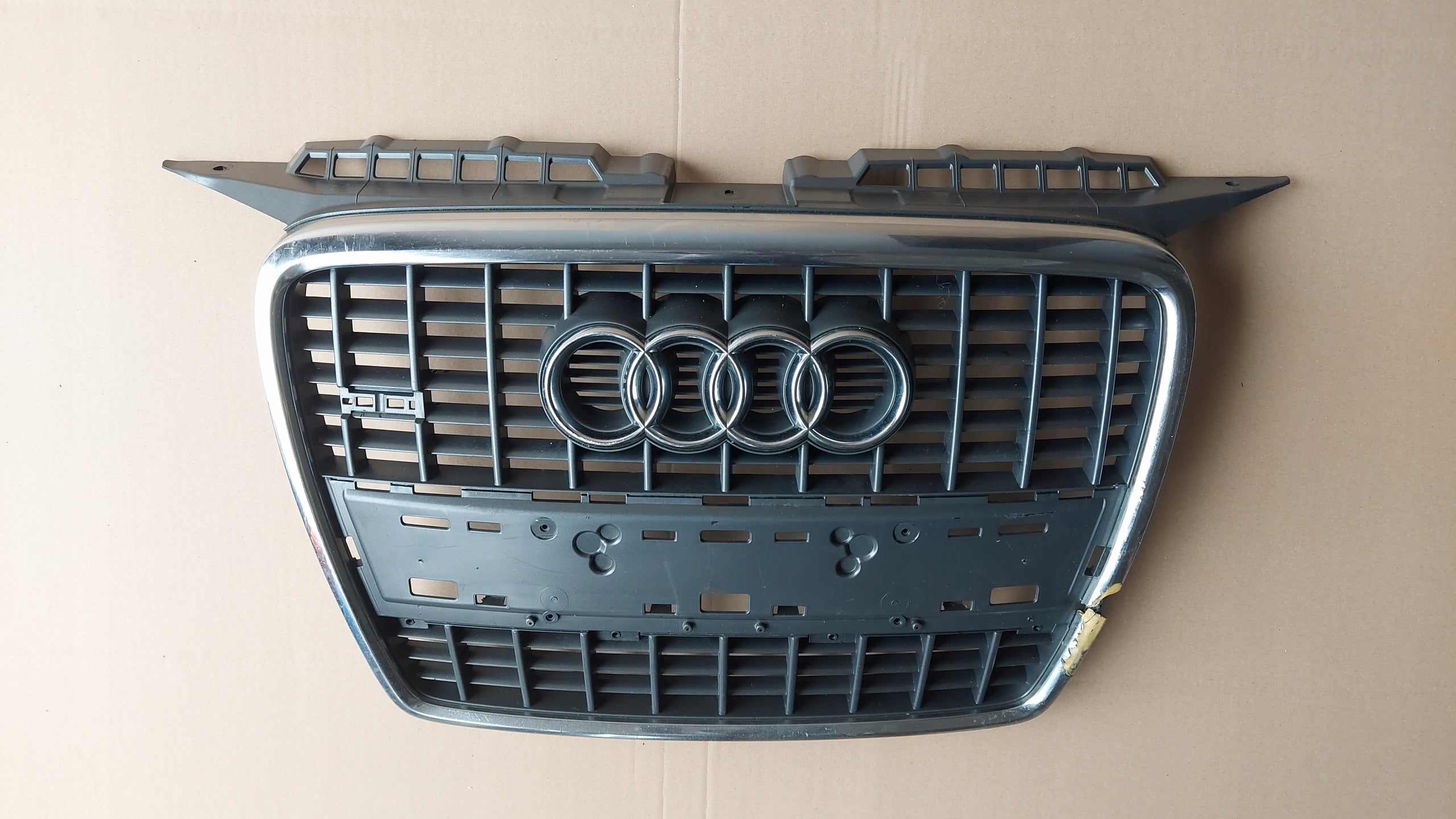 Kühlergrill Audi A3 8P FRONTGRILL Kühlergitter