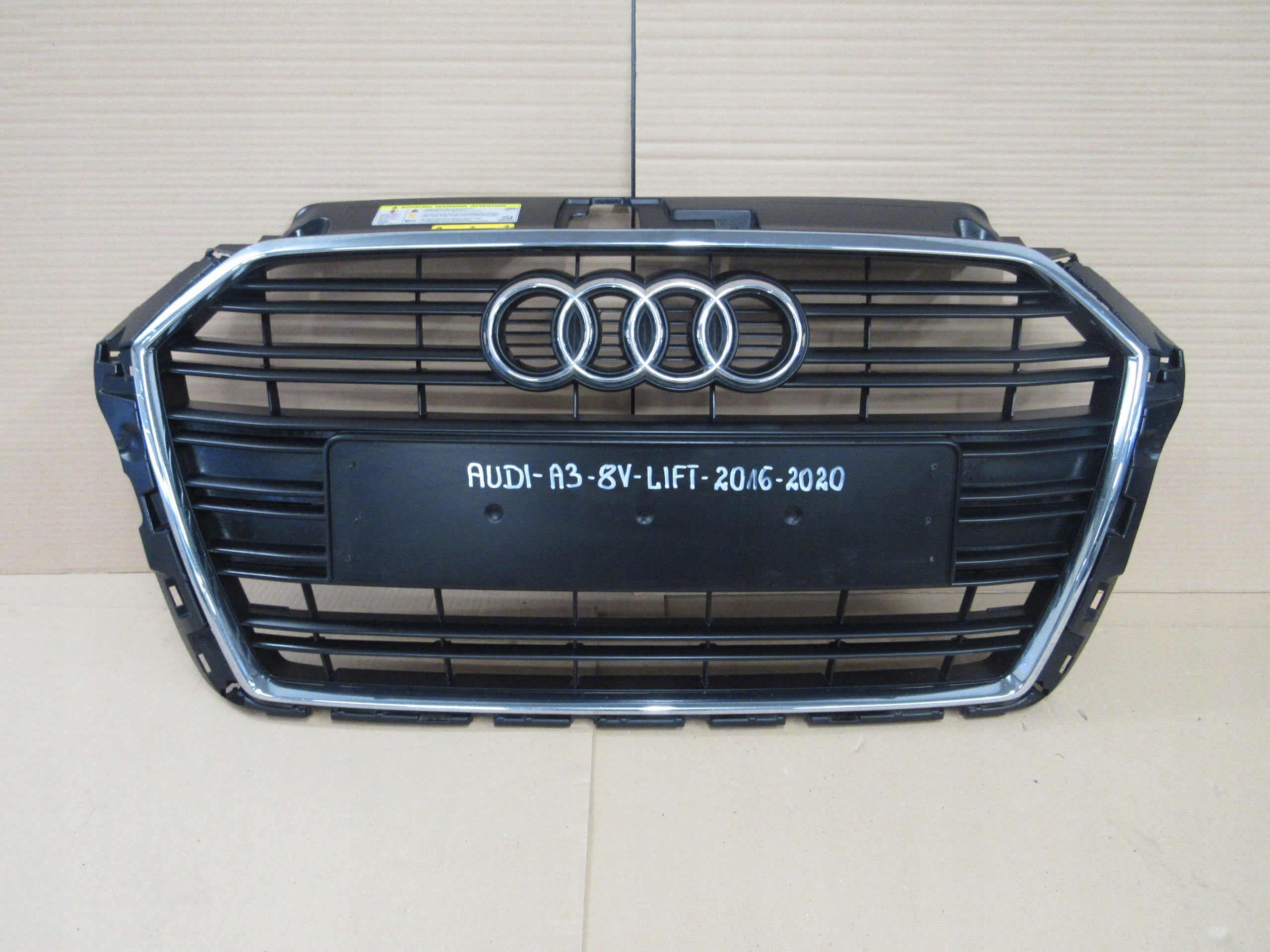  Kühlergrill Audi A3 8V FRONTGRILL Kühlergitter product image