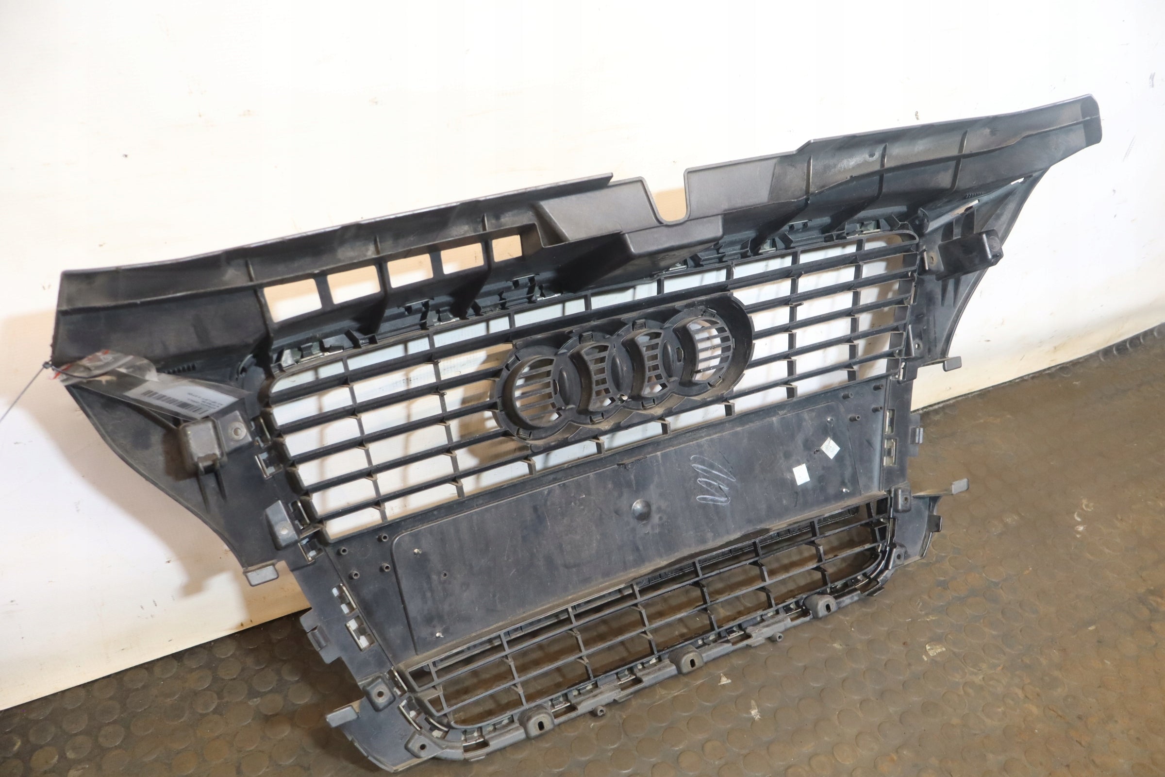 Kühlergrill Audi A3 8P FRONTGRILL Kühlergitter