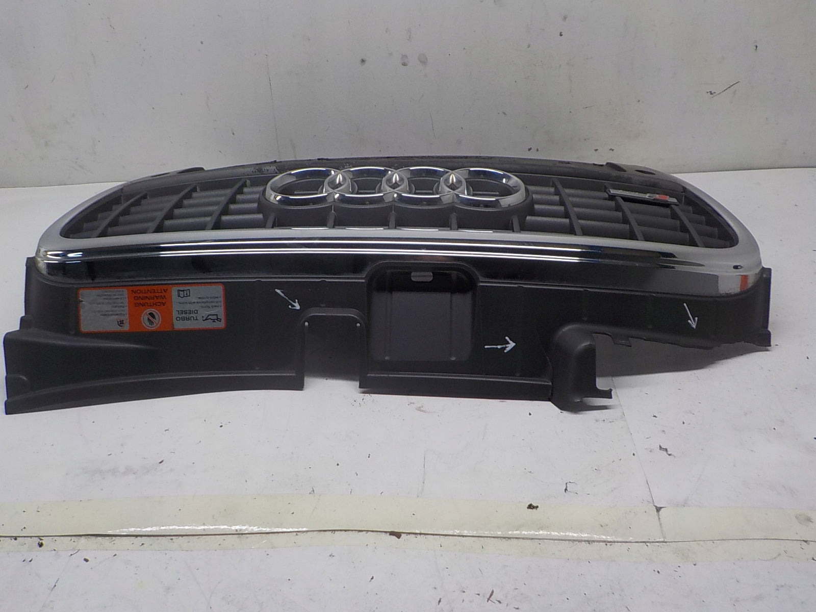 Kühlergrill Audi A4 B7 FRONTGRILL 8E0853651M Kühlergitter