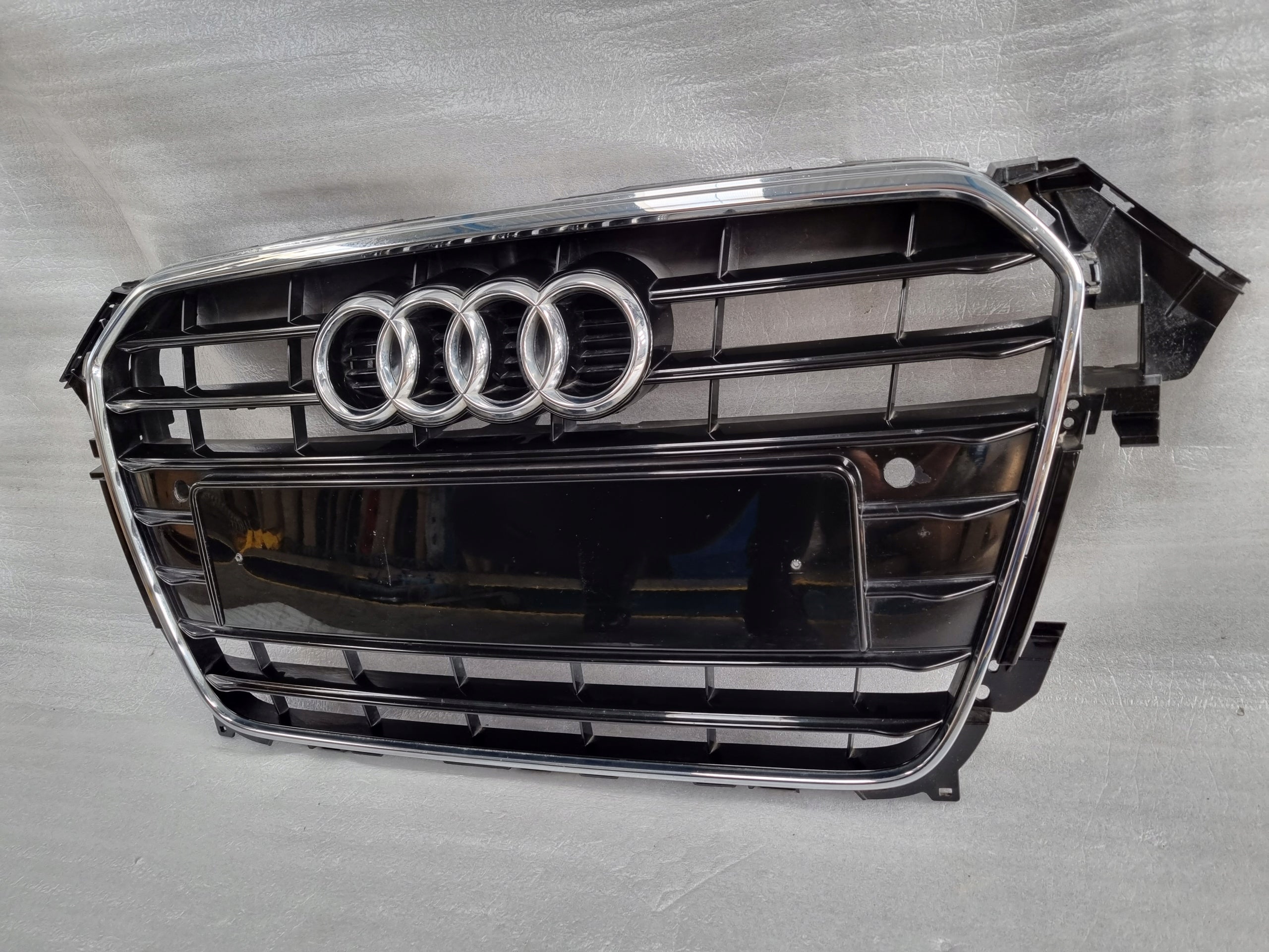 Kühlergrill Audi A4 B8 FRONTGRILL 8K0853651E8 Kühlergitter