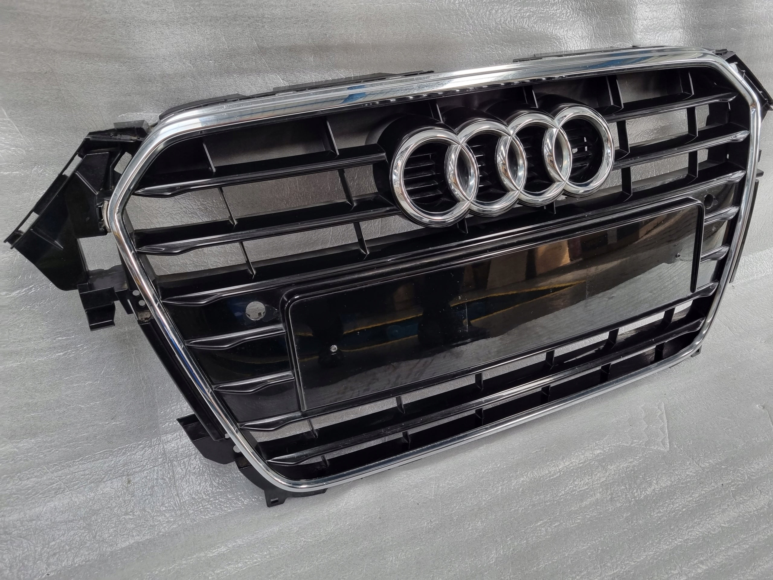 Kühlergrill Audi A4 B8 FRONTGRILL 8K0853651E8 Kühlergitter