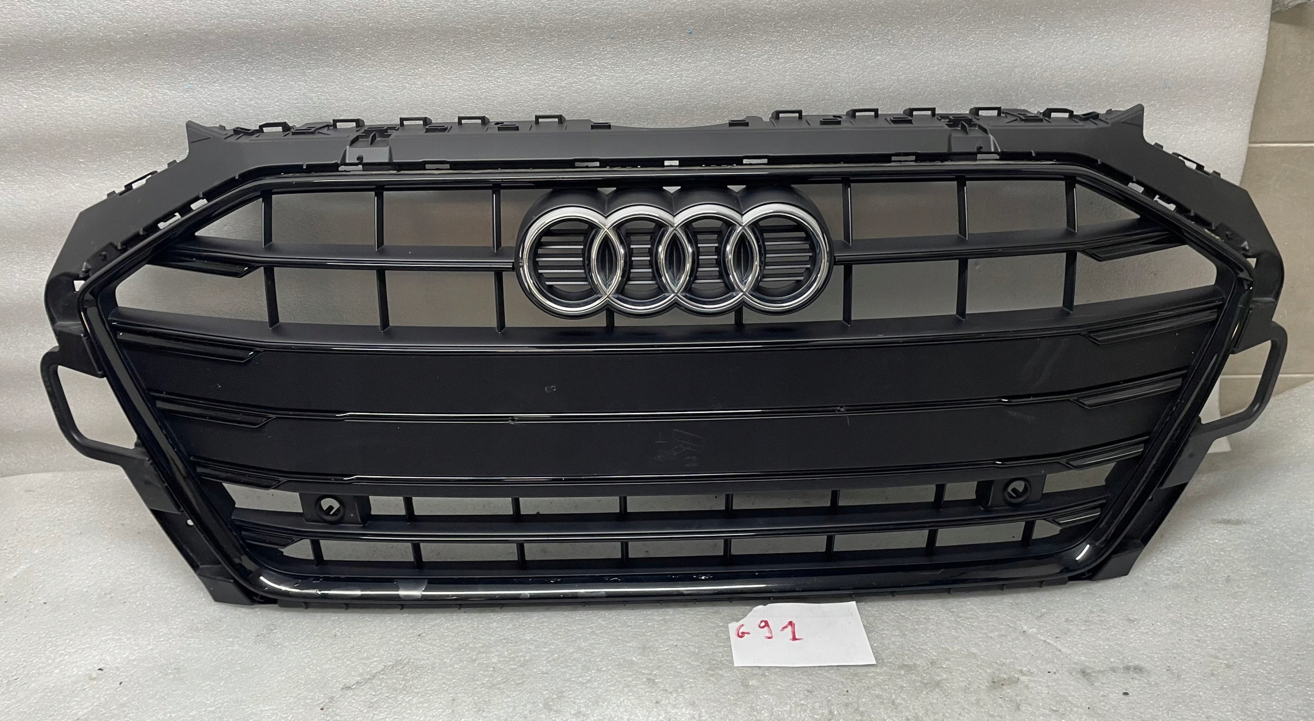 Kühlergrill Audi A4 B9 8W FRONTGRILL 8W0853651DF Kühlergitter