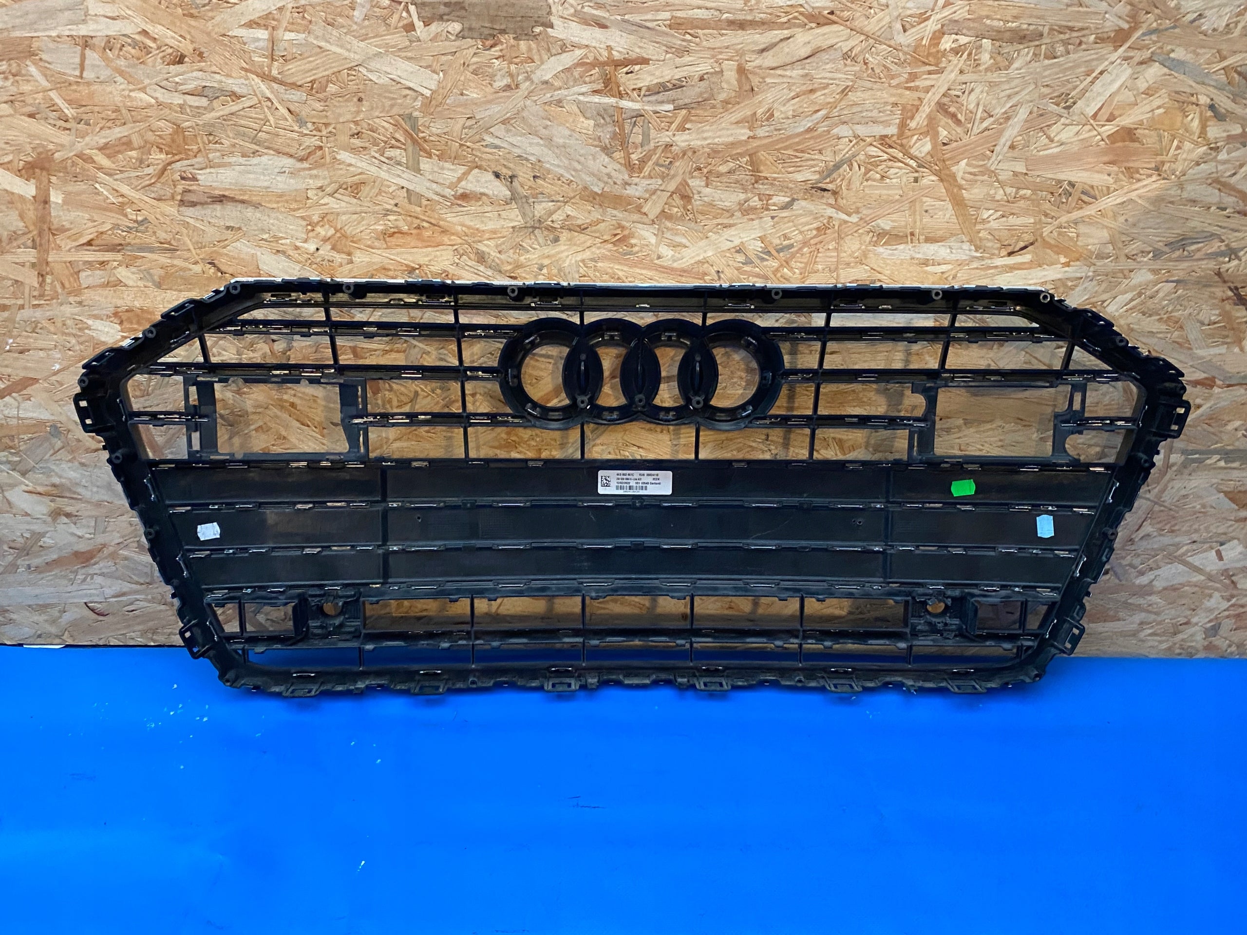 Kühlergrill Audi A6 C8 4K FRONTGRILL 4K0853651CG Kühlergitter