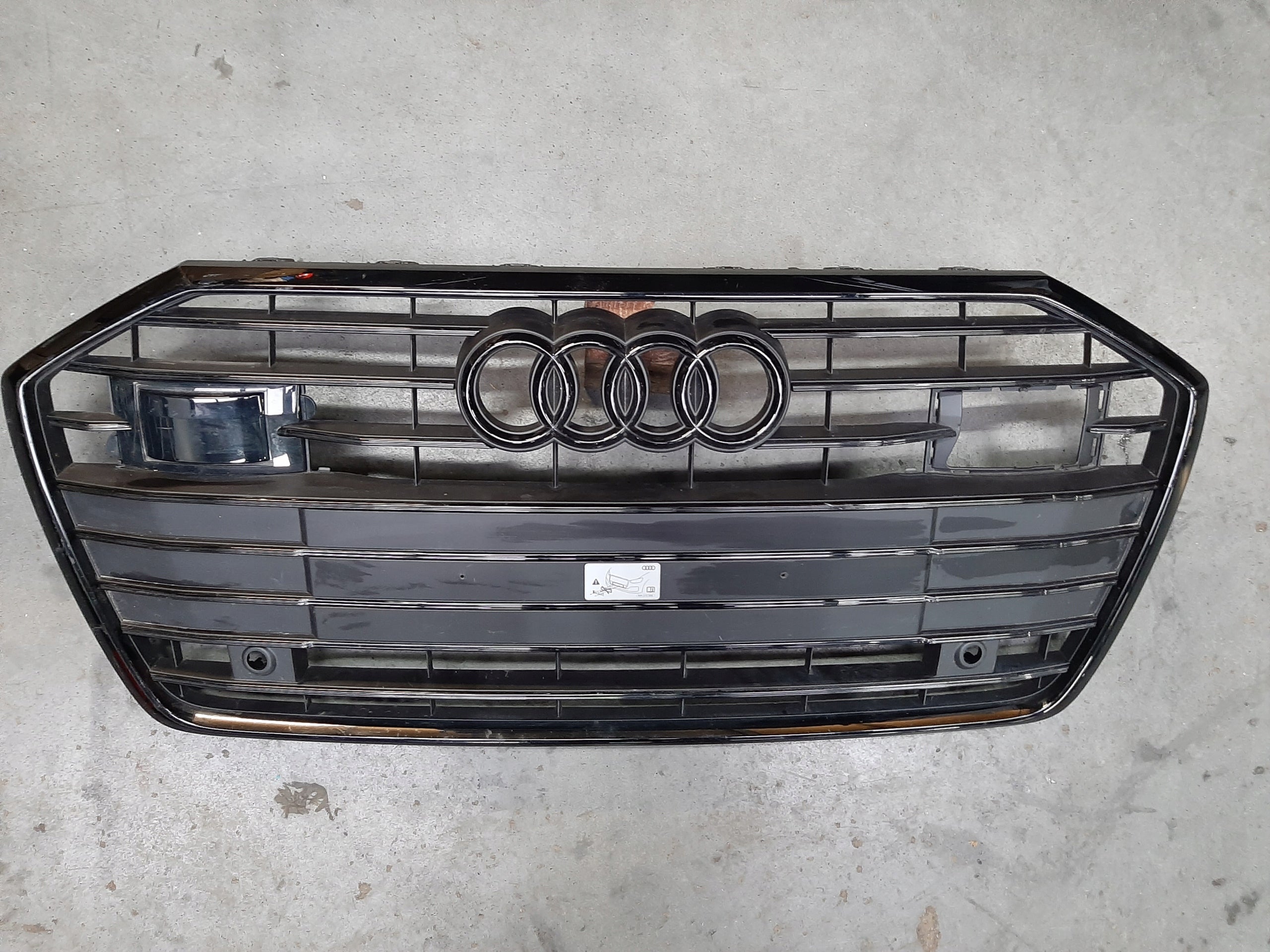 Kühlergrill Audi A6 C8 4K FRONTGRILL 4K0853651C2 Kühlergitter