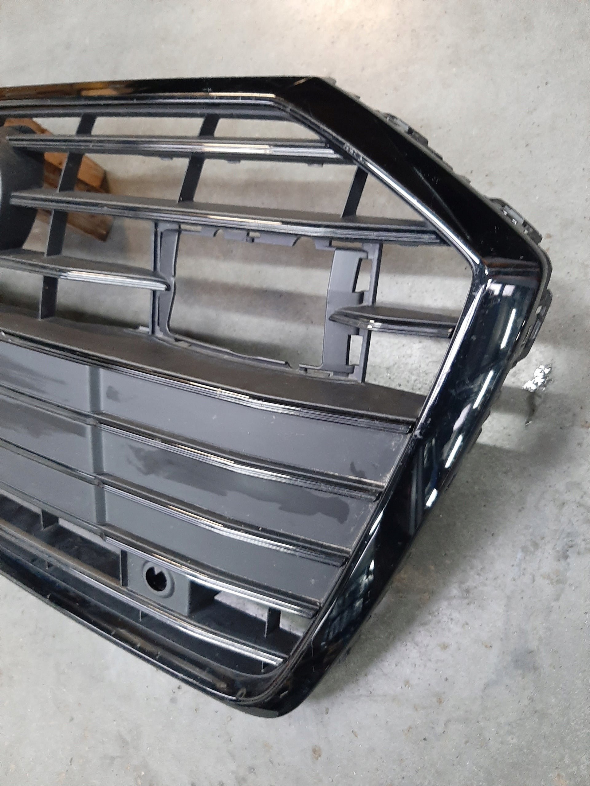 Kühlergrill Audi A6 C8 4K FRONTGRILL 4K0853651C2 Kühlergitter