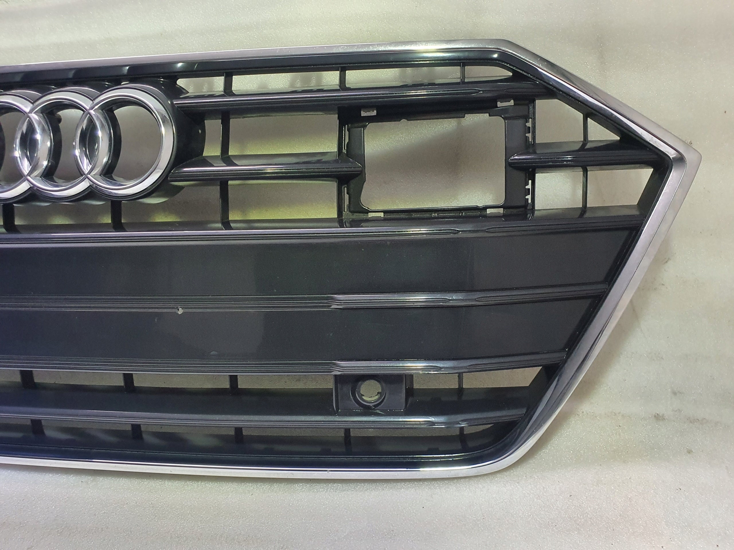 Kühlergrill Audi A7 4K8 C8 FRONTGRILL 4K8853653A Kühlergitter