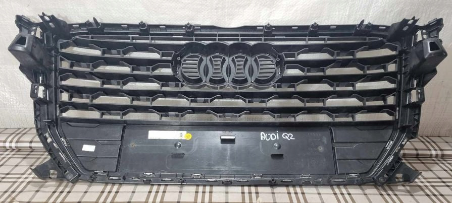 Kühlergrill Audi Q2 81A A8 FRONTGRILL 81A853651 Kühlergitter