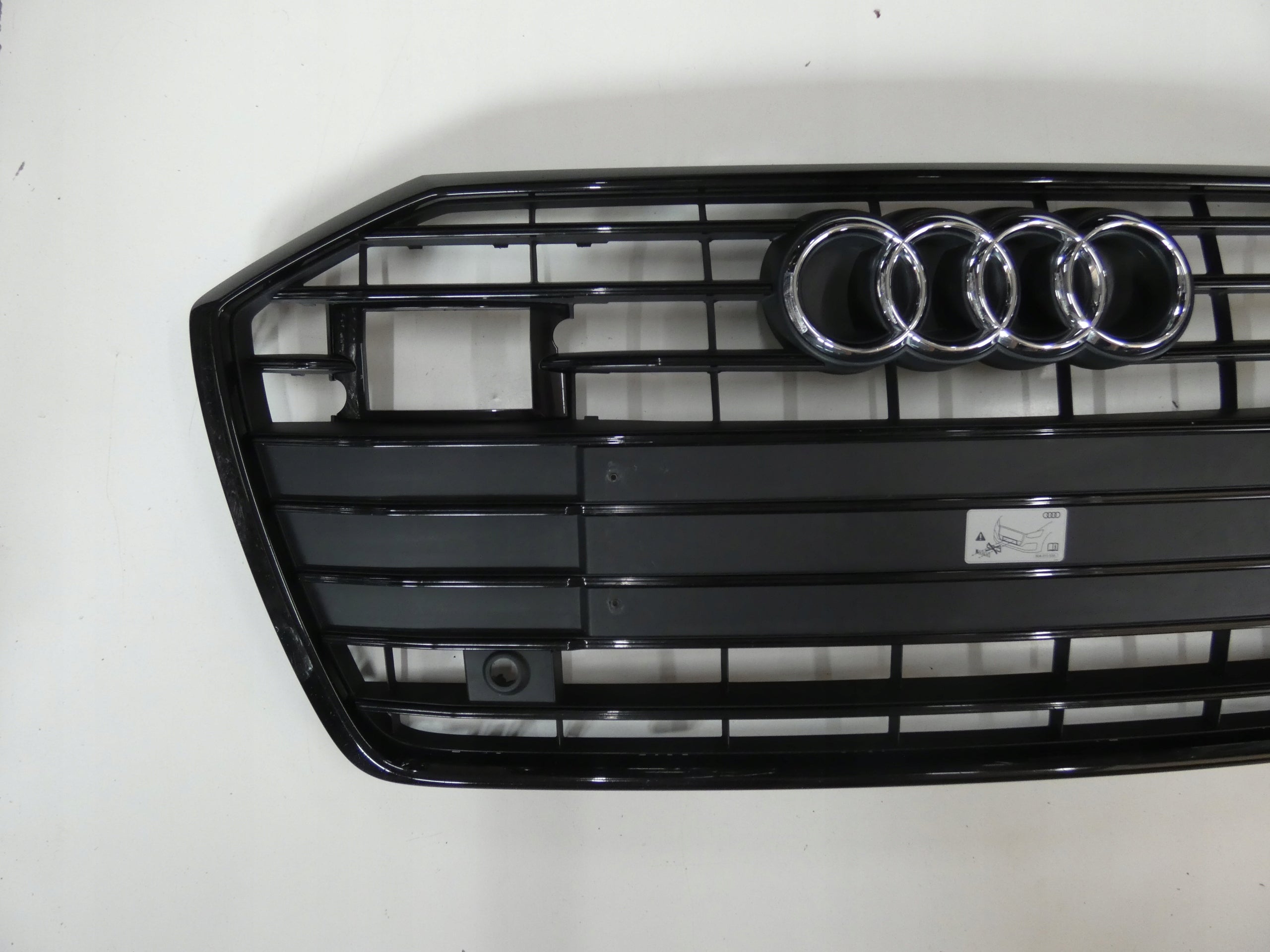 Kühlergrill Audi A6 C8 4K FRONTGRILL 4K0853651 Kühlergitter