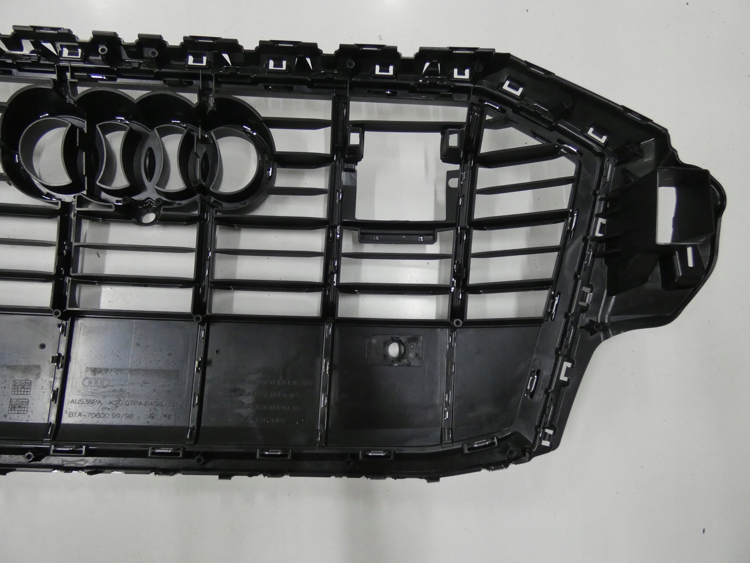 Kühlergrill Audi Q7 4M FRONTGRILL 4M0853651 Kühlergitter