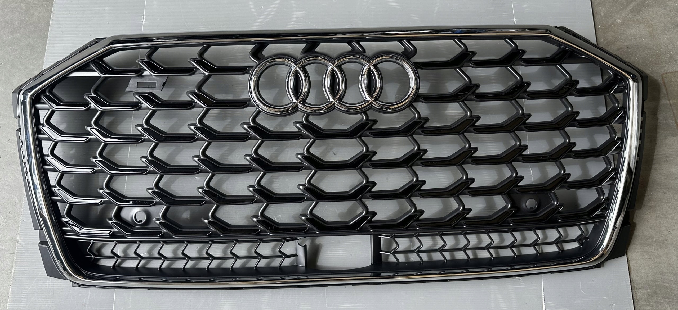 Kühlergrill Audi A8 D5 FRONTGRILL 4N08536514N Kühlergitter