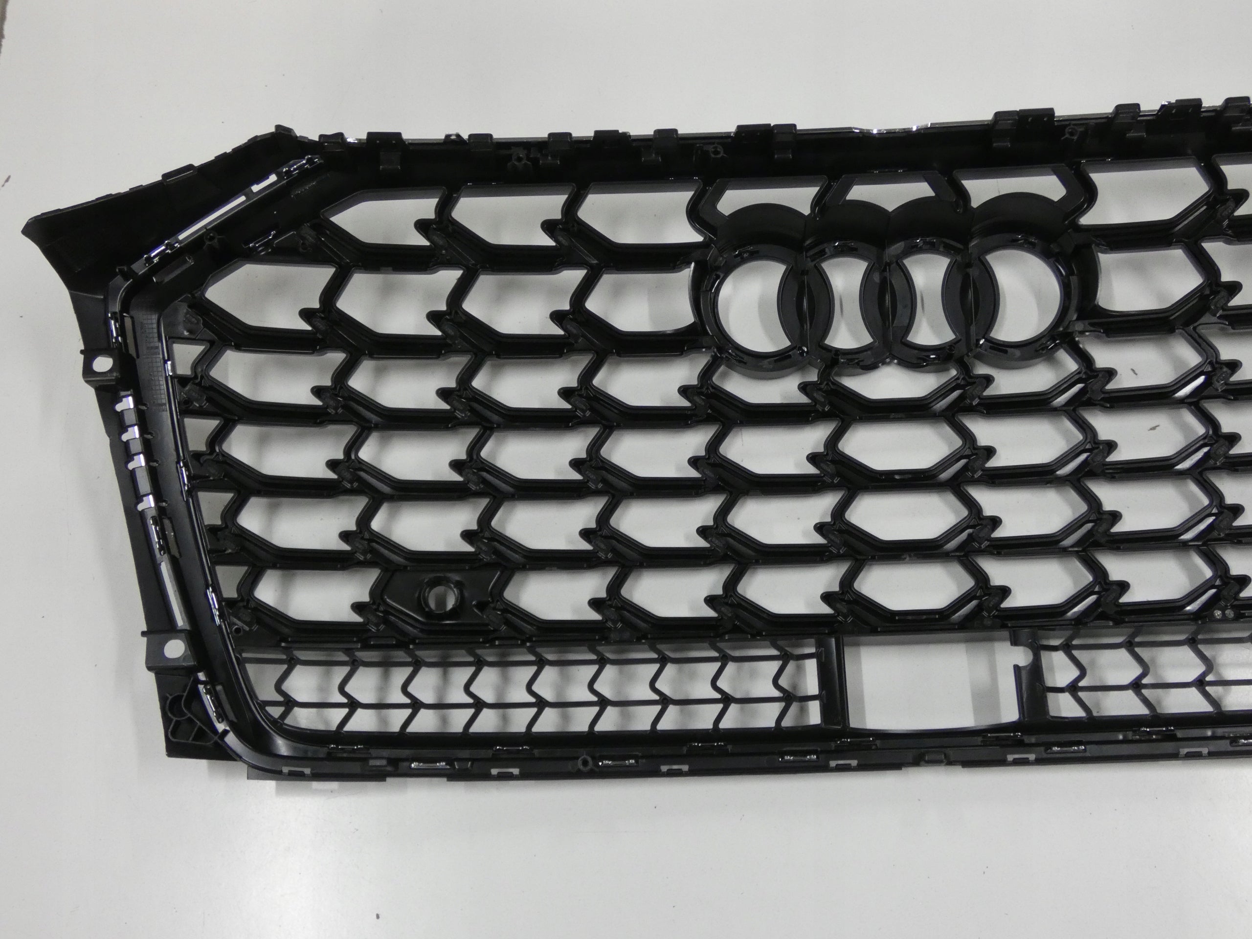 Kühlergrill Audi A8 D5 FRONTGRILL 4N0853651AC Kühlergitter