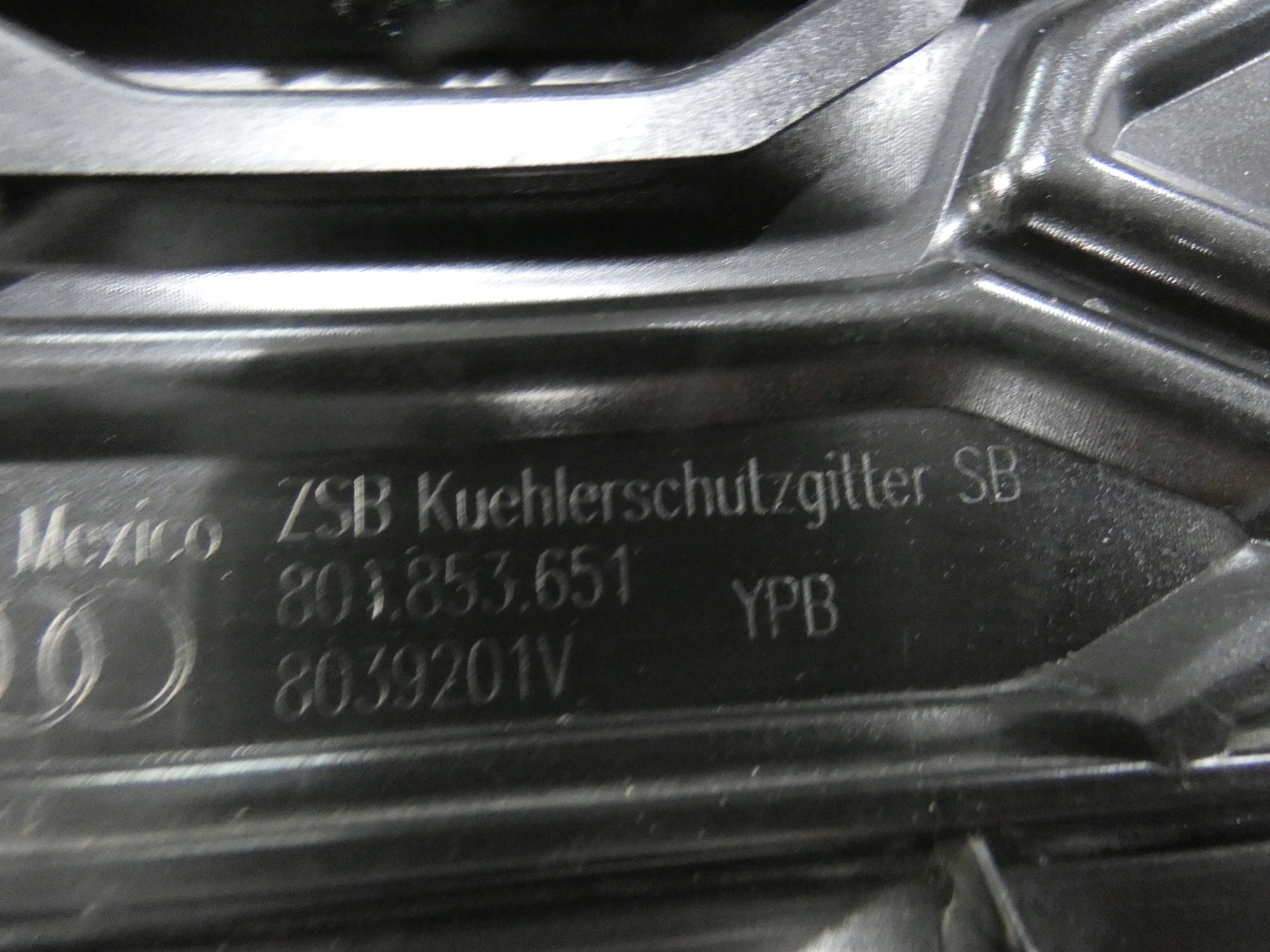 Kühlergrill Audi Q5 FRONTGRILL 80A853651li Kühlergitter