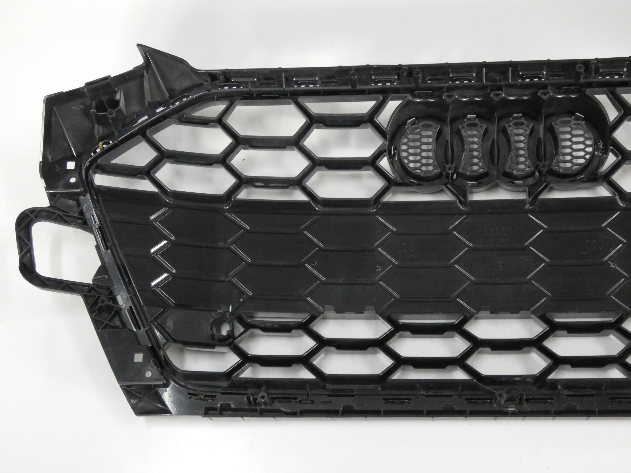 Kühlergrill Audi A4 FRONTGRILL 8W0853651DT Kühlergitter