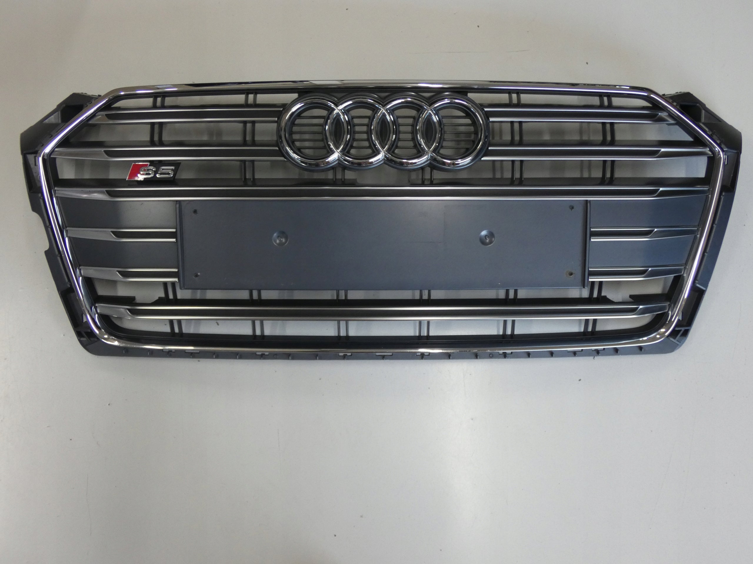 Kühlergrill Audi S5 FRONTGRILL 8W6853651AP Kühlergitter