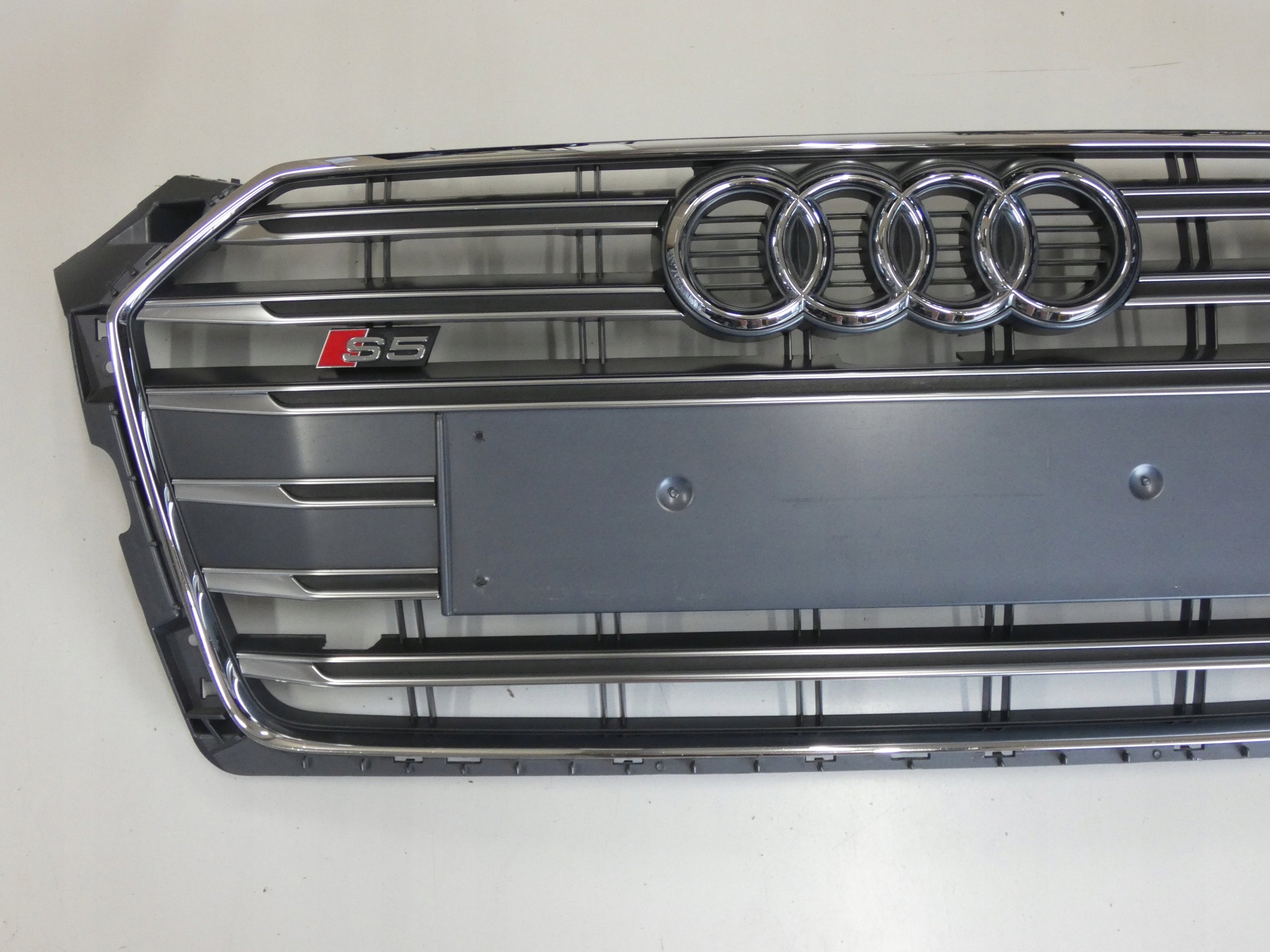 Kühlergrill Audi S5 FRONTGRILL 8W6853651AP Kühlergitter