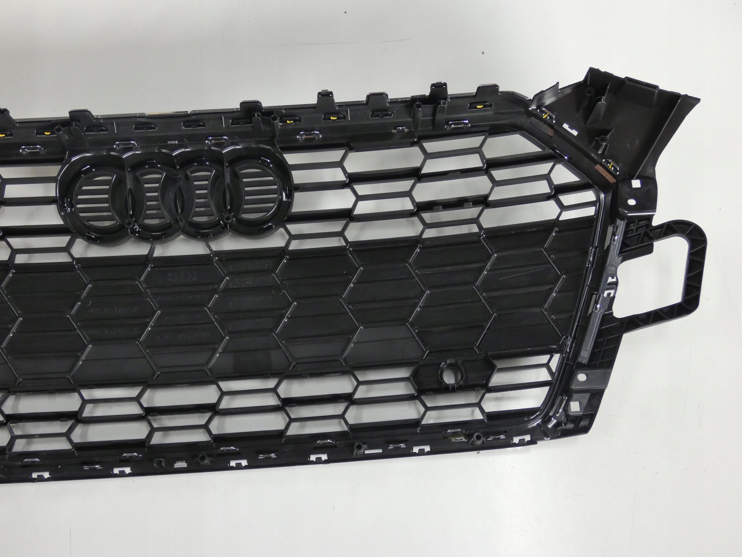 Kühlergrill Audi A5 8W6 FRONTGRILL 8W6853651BE Kühlergitter