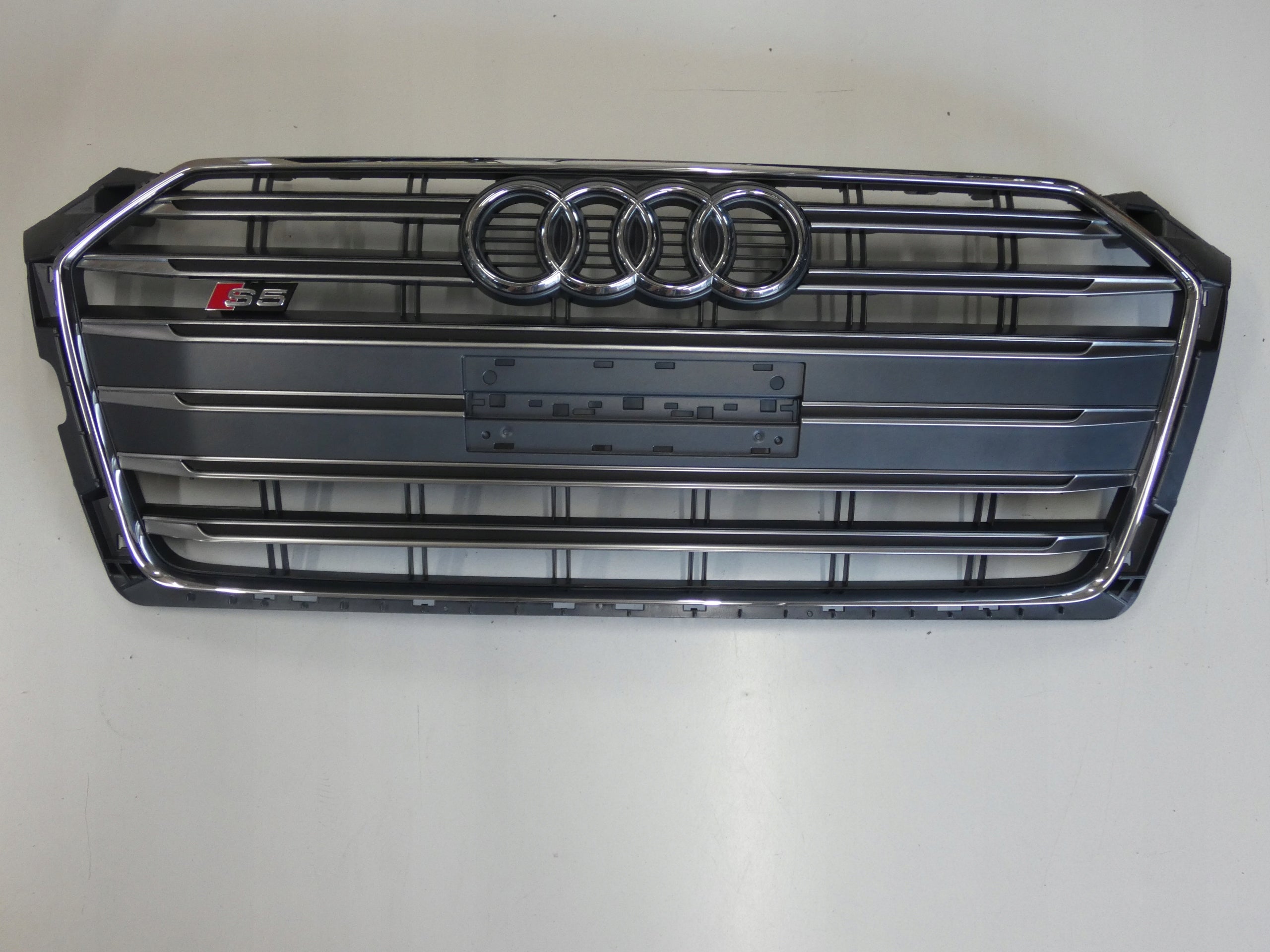  Kühlergrill Audi S5 FRONTGRILL 8W6853651M8 Kühlergitter product image