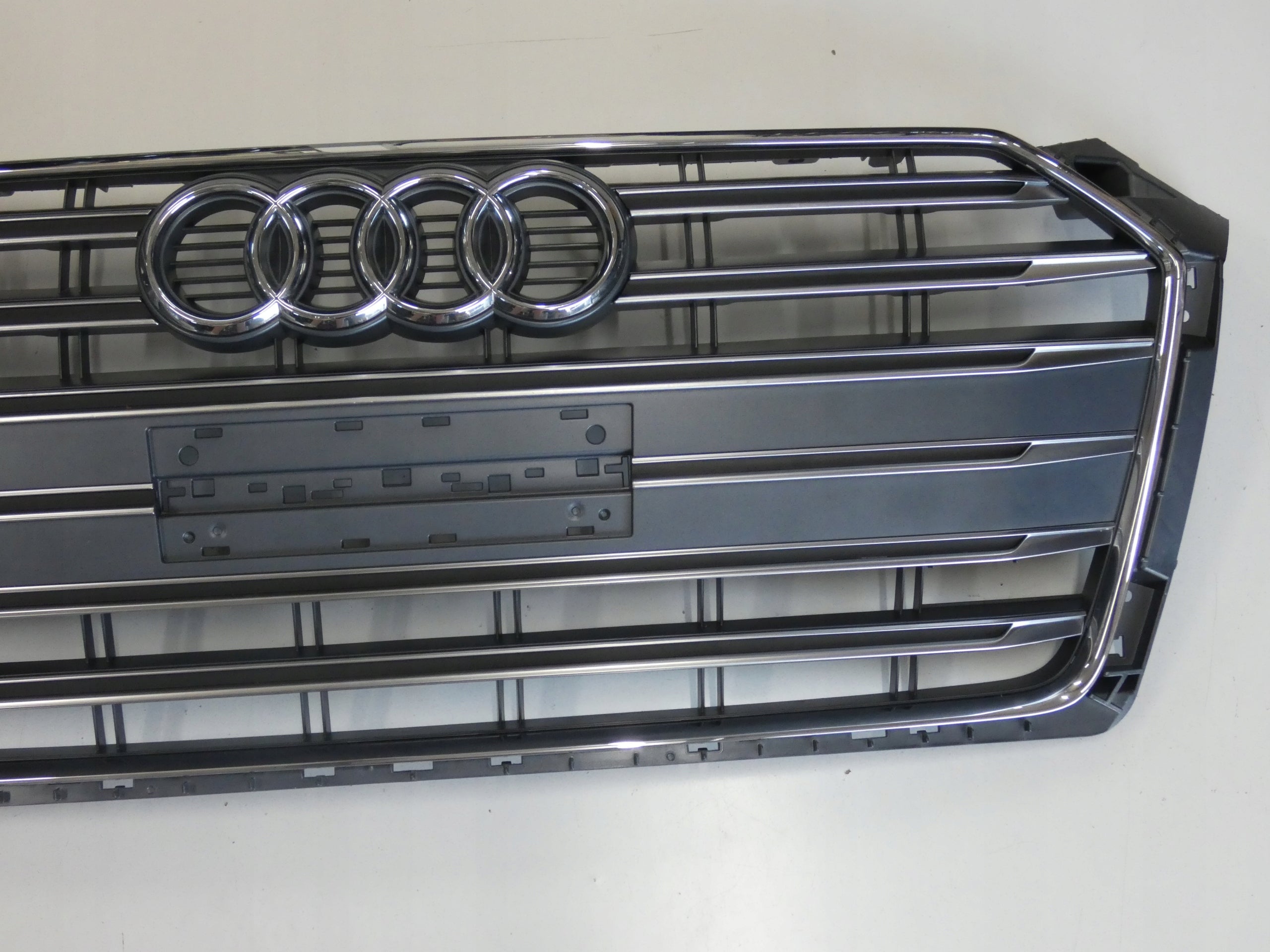 Kühlergrill Audi S5 FRONTGRILL 8W6853651M8 Kühlergitter