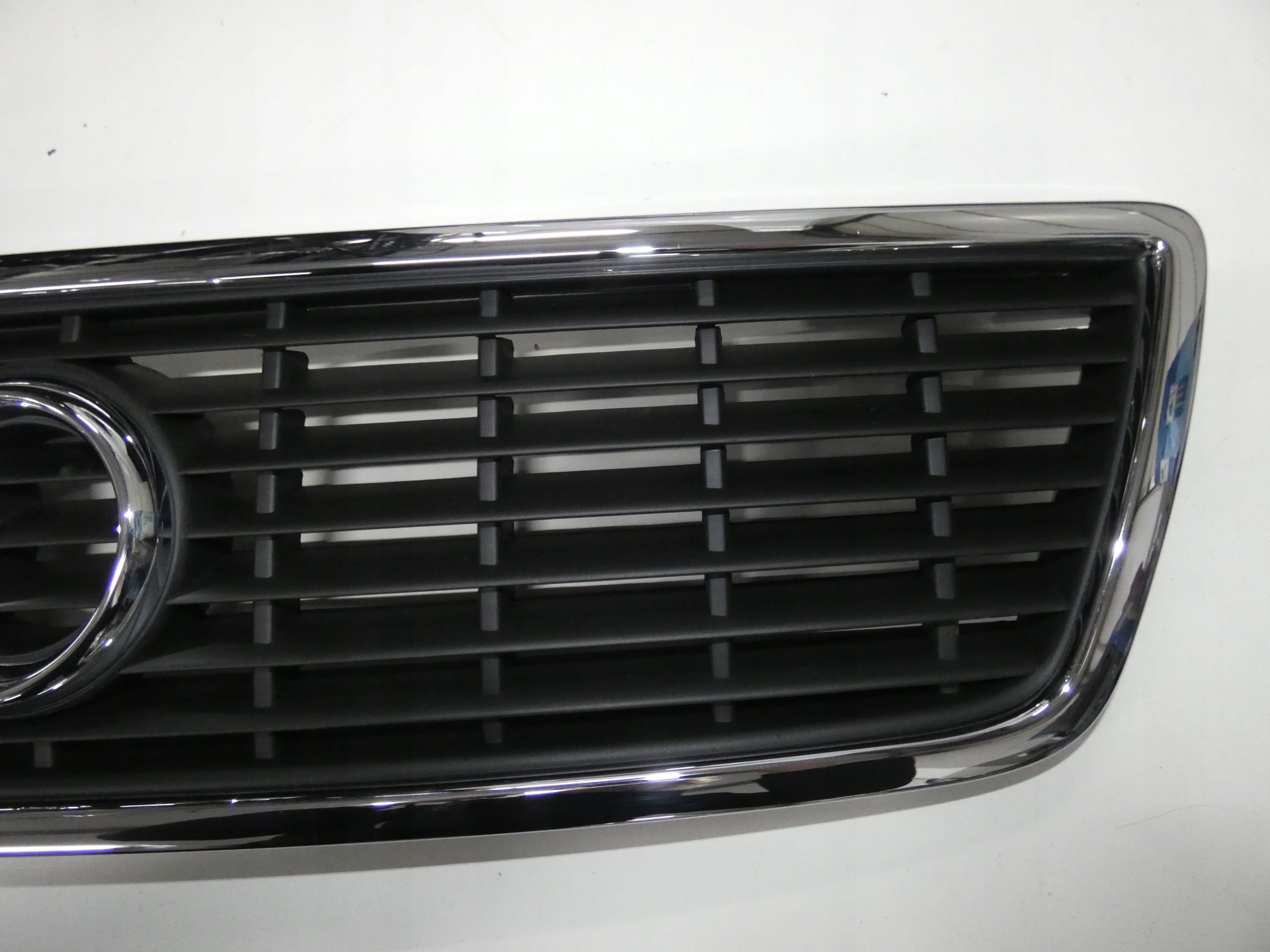 Kühlergrill Audi A8 D2 FRONTGRILL 4D0853651Ba Kühlergitter