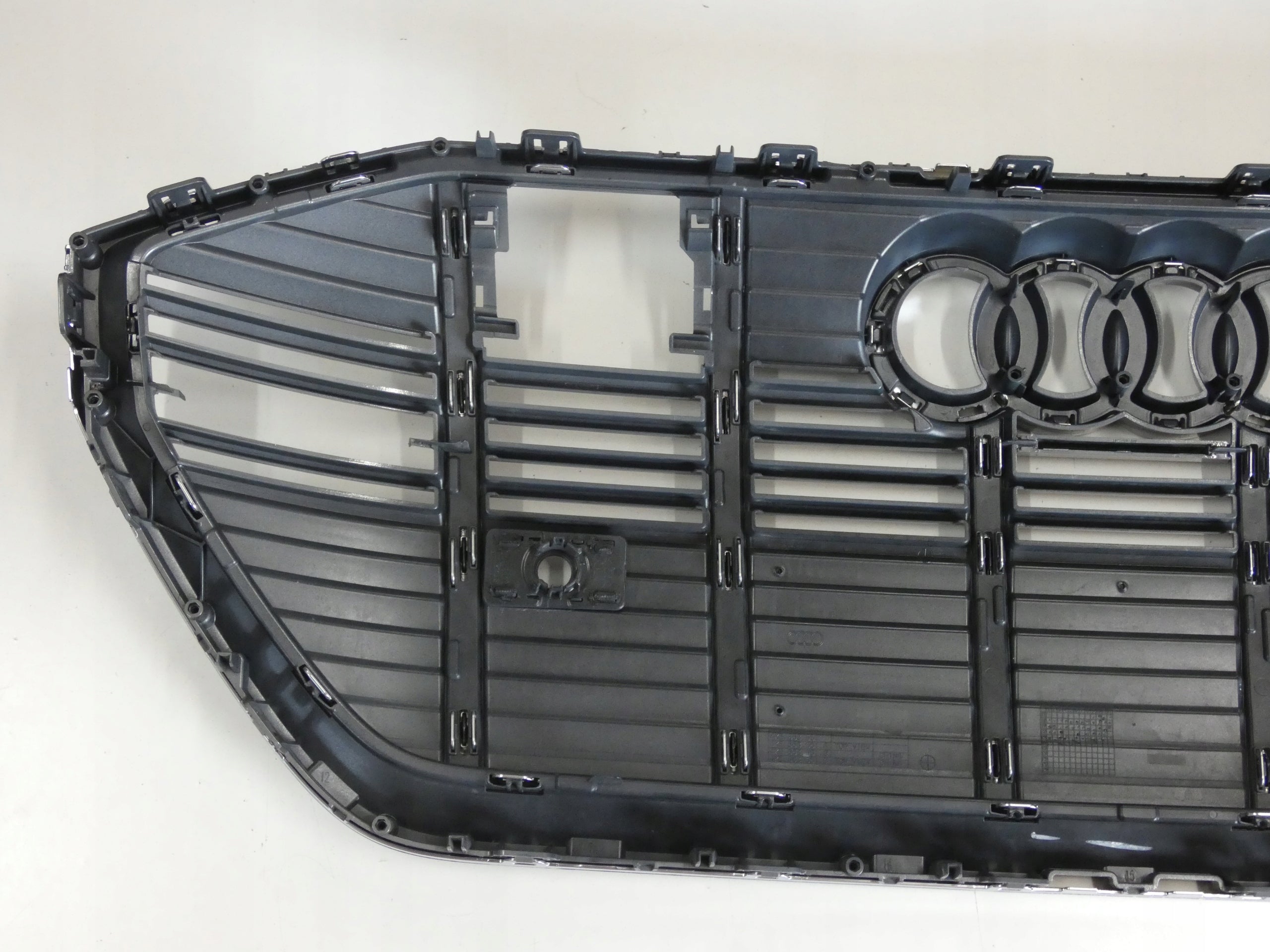 Kühlergrill Audi 4K E TRON FRONTGRILL 4KE8536514K Kühlergitter