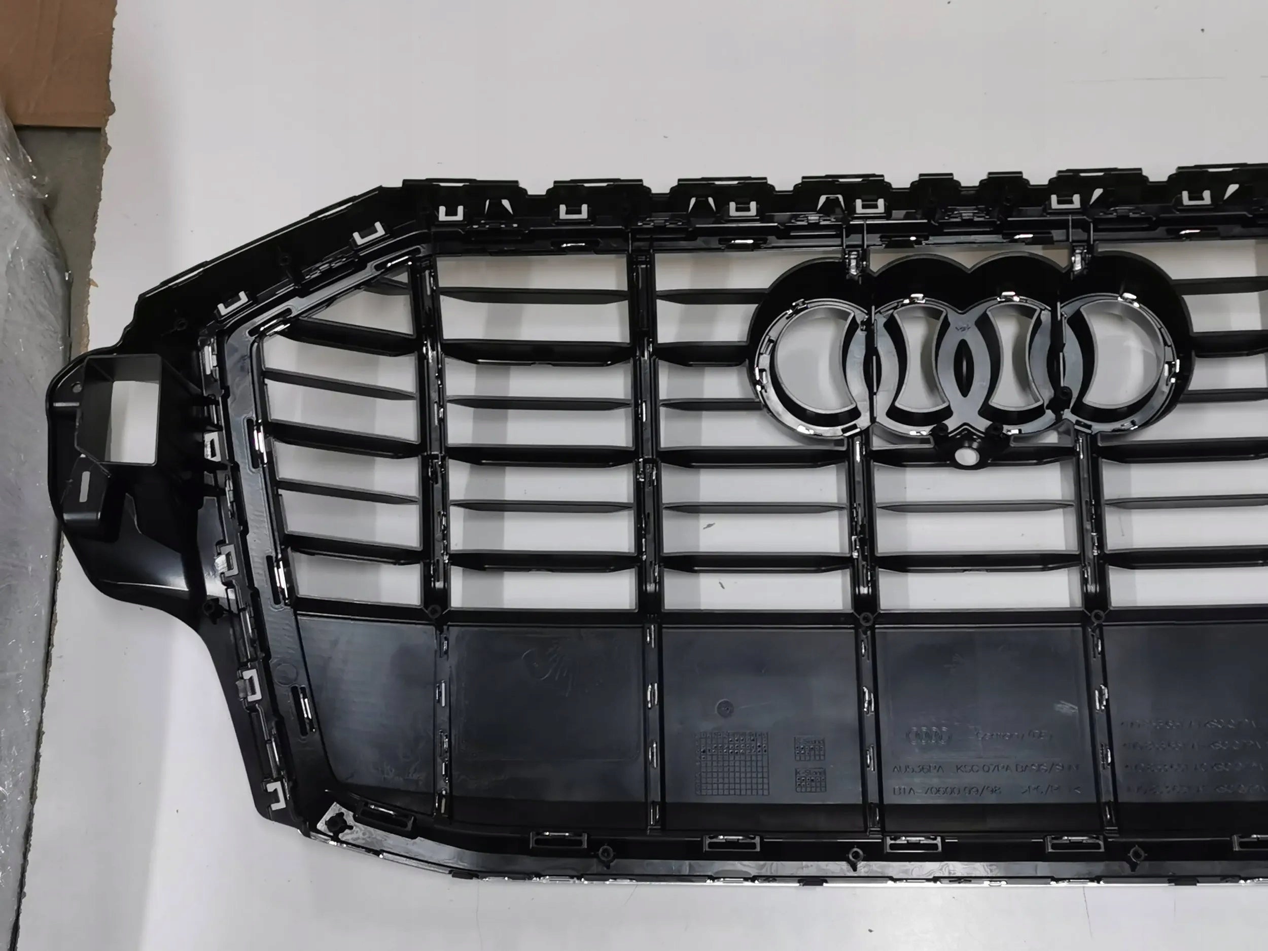 Kühlergrill Audi Q7 4M FRONTGRILL 4M0853651A4 Kühlergitter