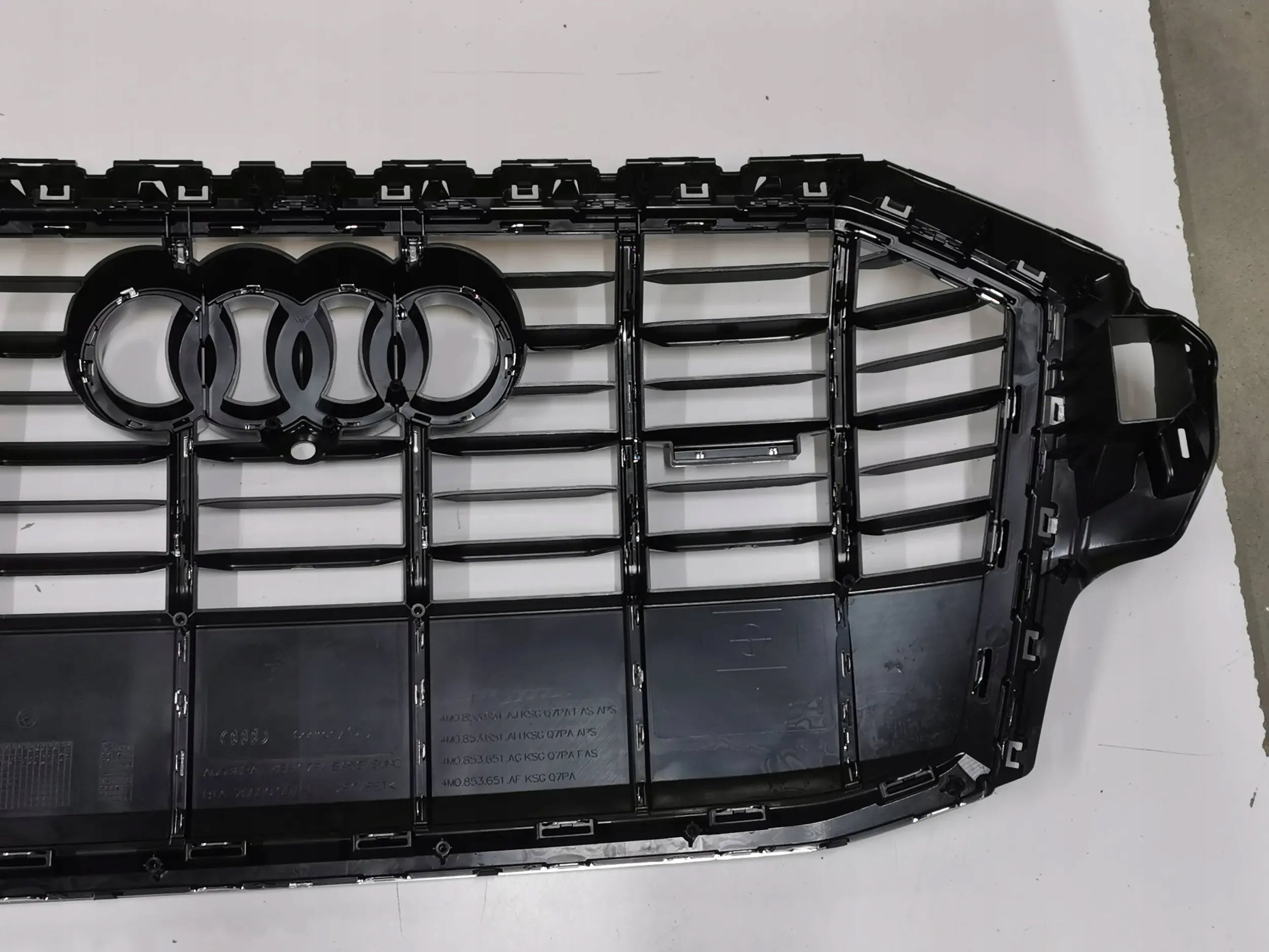 Kühlergrill Audi Q7 4M FRONTGRILL 4M0853651A4 Kühlergitter