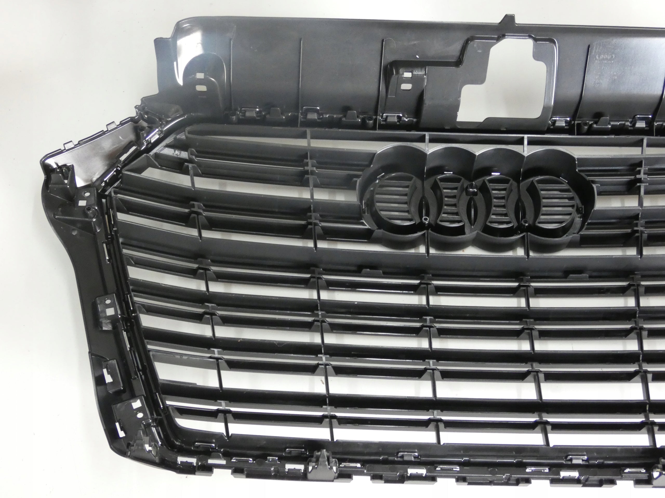 Kühlergrill Audi A3 8V FRONTGRILL 8V5853651M Kühlergitter