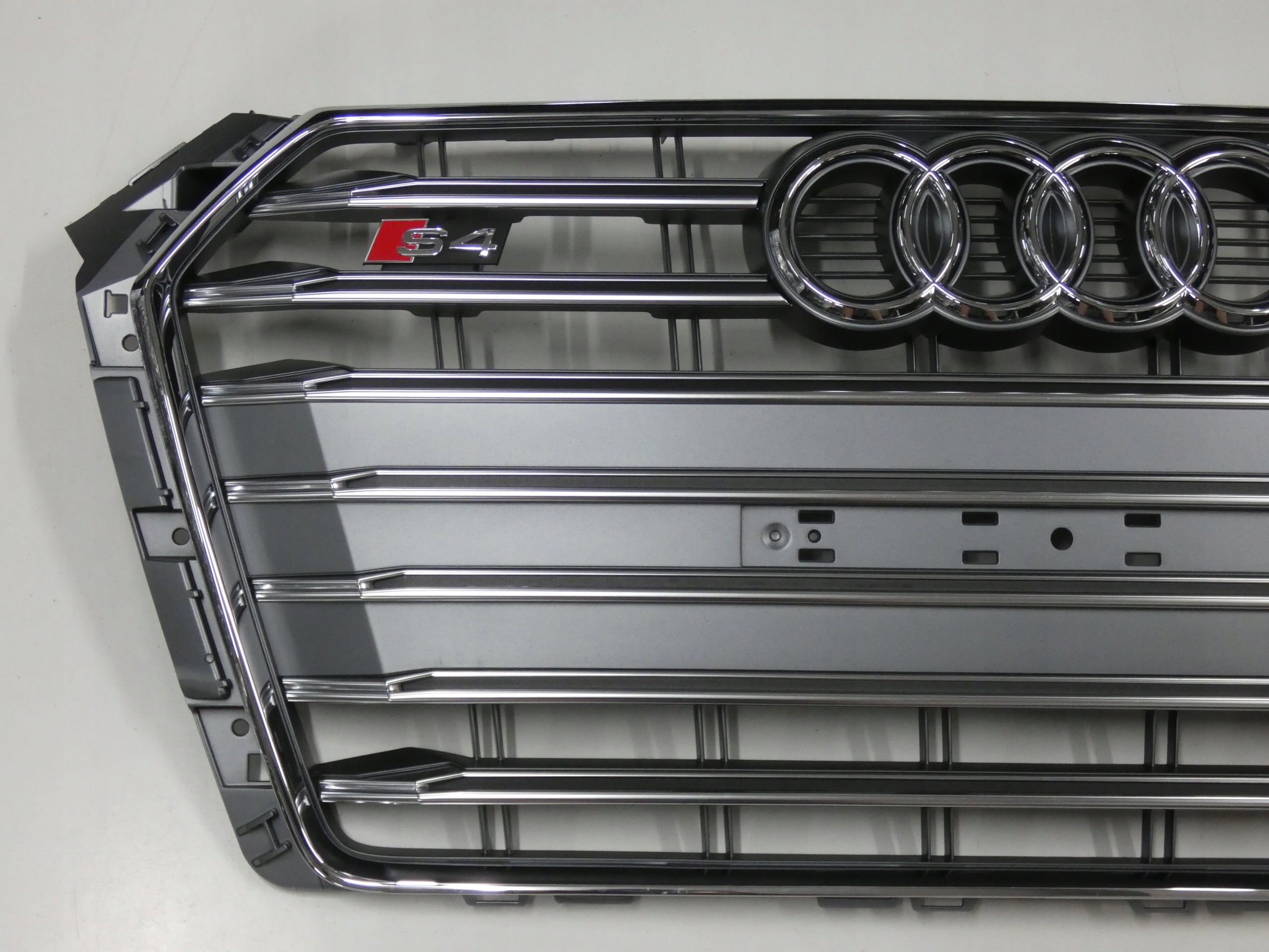 Kühlergrill Audi A4 S4 FRONTGRILL 8W0853651M Kühlergitter