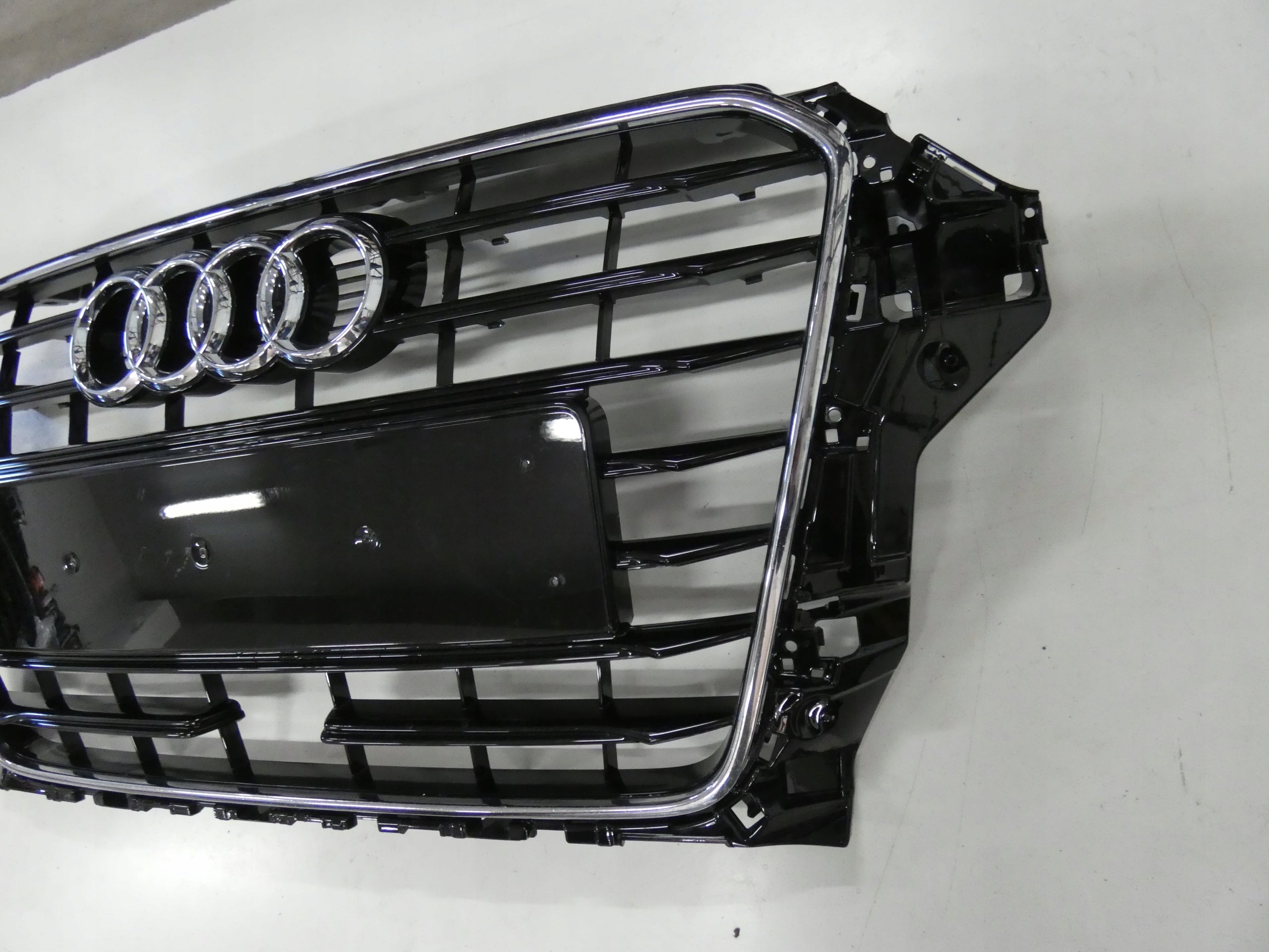 Kühlergrill Audi A3 8V5 FRONTGRILL Kühlergitter