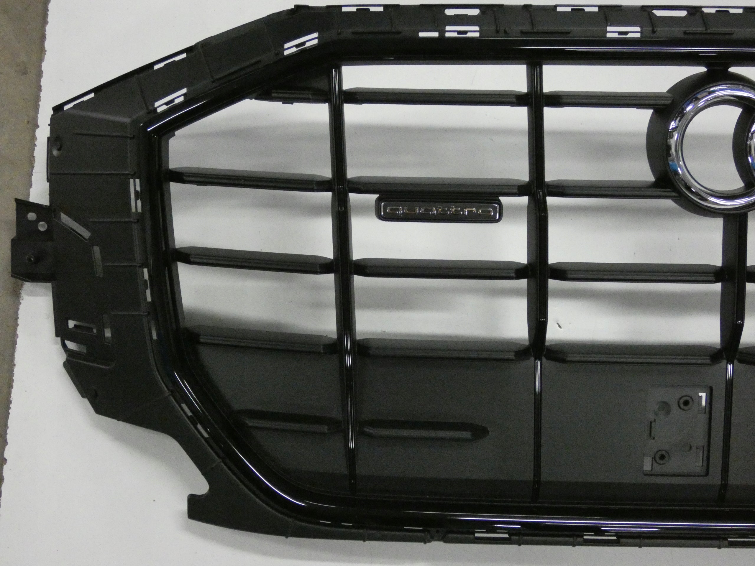 Kühlergrill Audi Q8 FRONTGRILL Kühlergitter