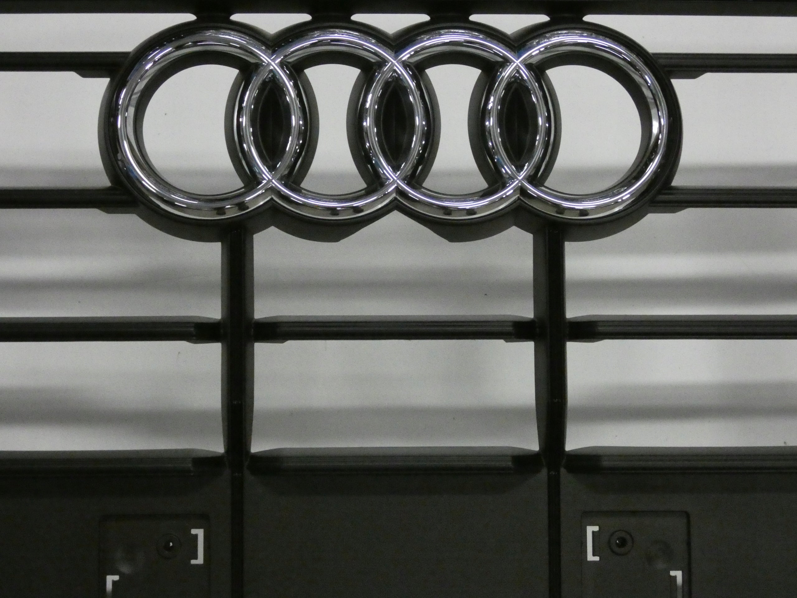 Kühlergrill Audi Q8 FRONTGRILL Kühlergitter