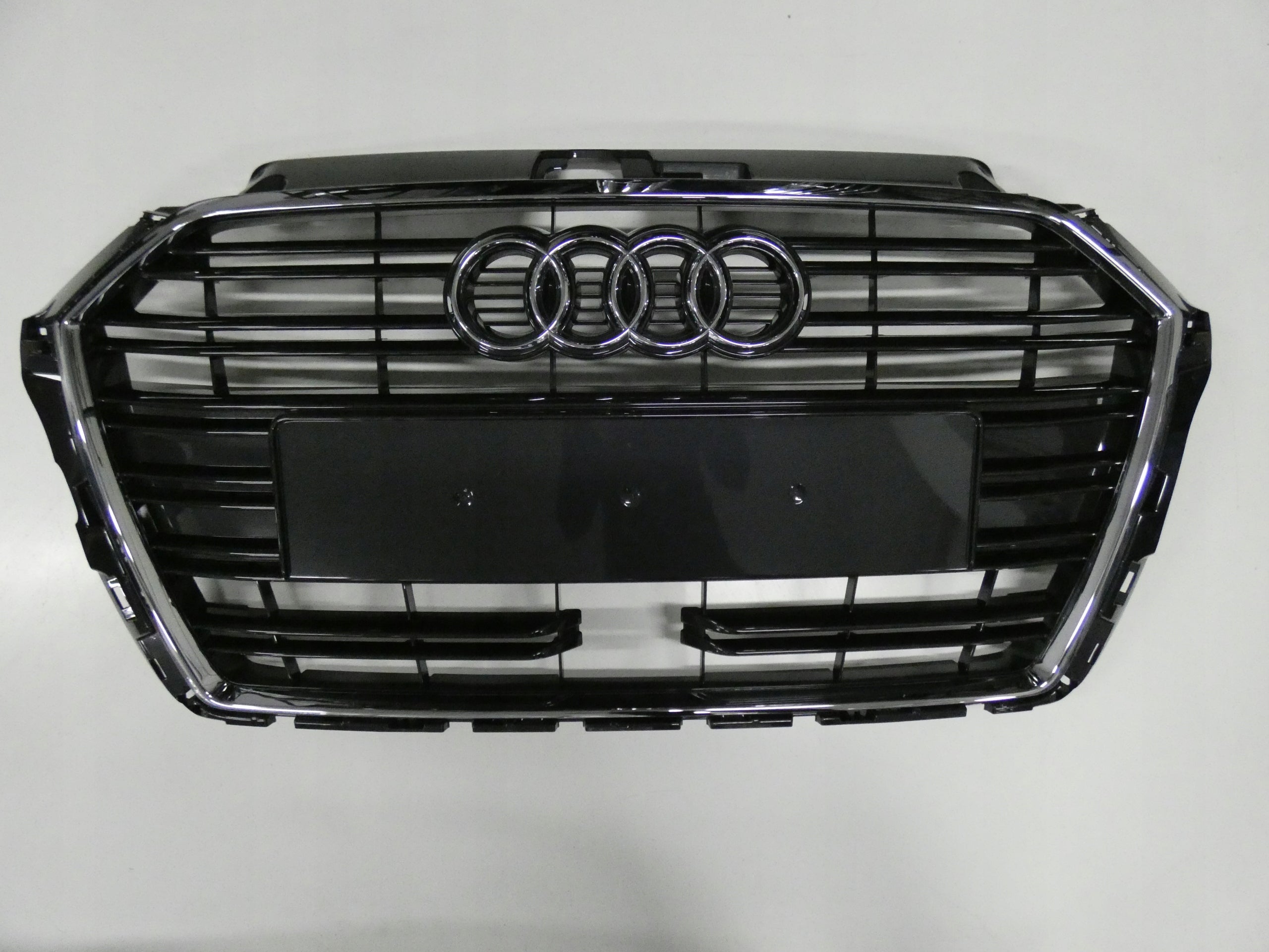 Kühlergrill Audi A3 8V FRONTGRILL Kühlergitter