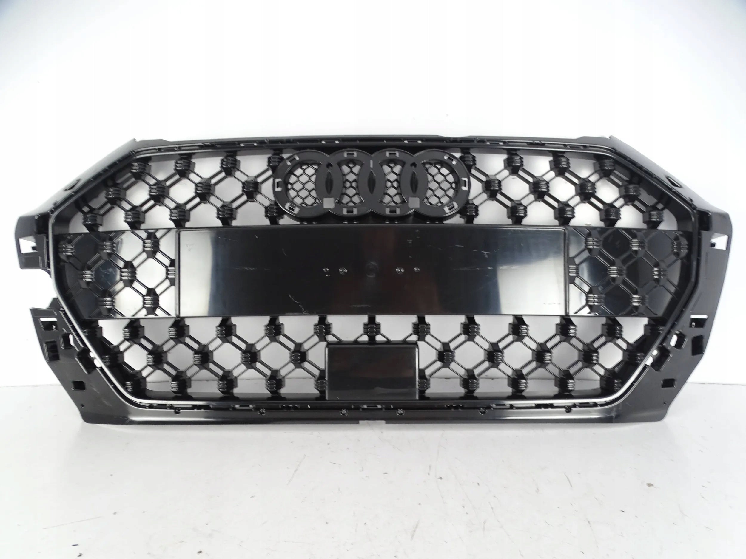  Kühlergrill Audi A1 82A FRONTGRILL 82A85365182 Kühlergitter product image