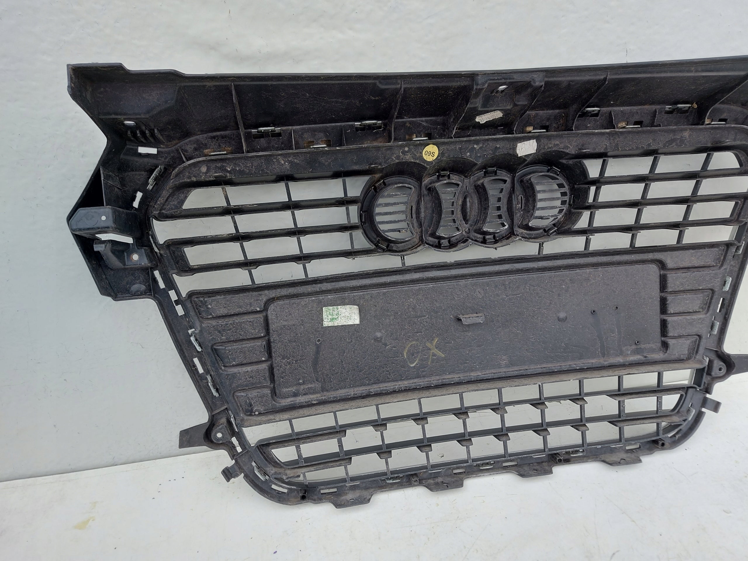 Kühlergrill Audi A1 8X0 FRONTGRILL 8x0853651ko Kühlergitter