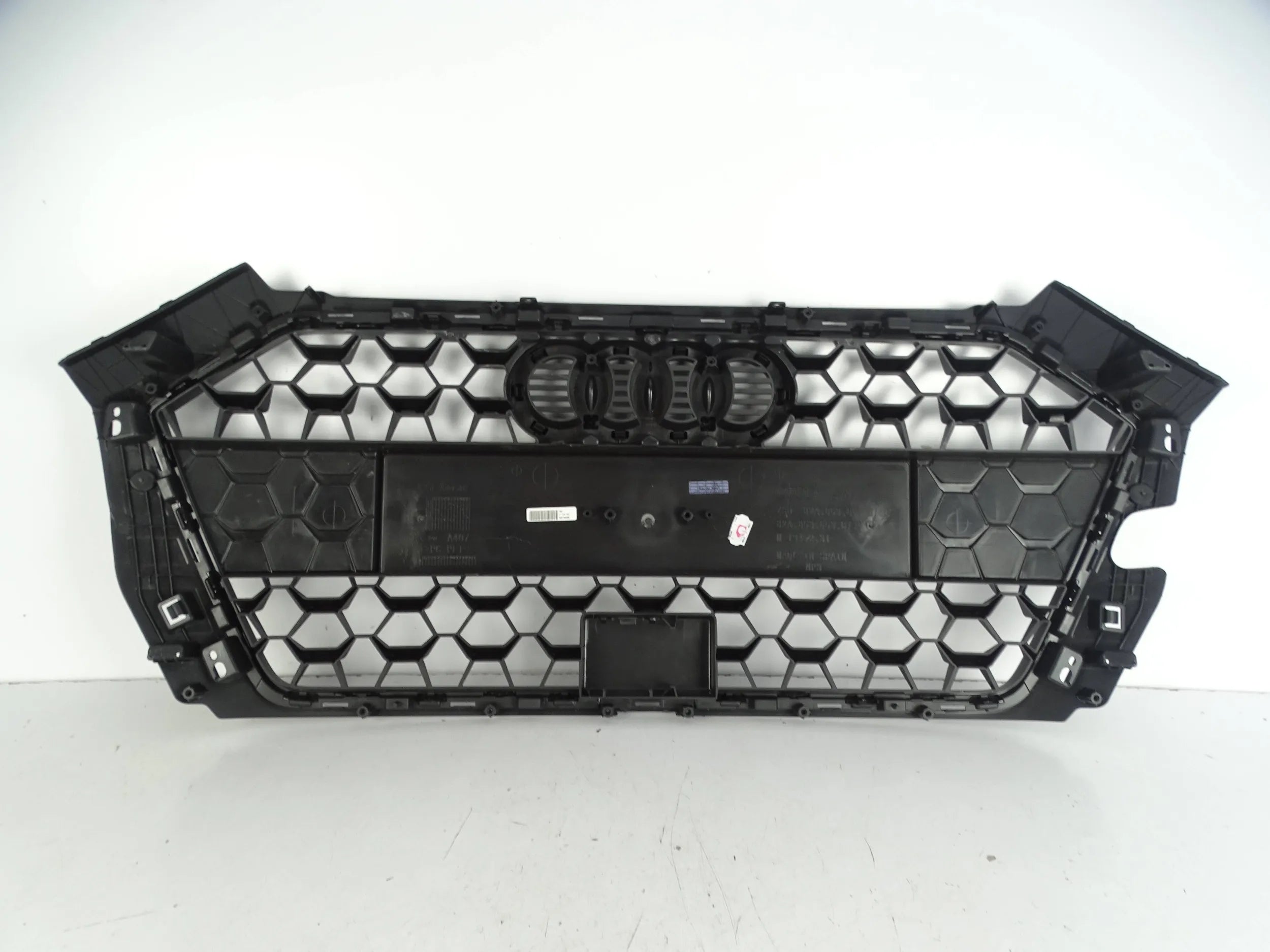 Kühlergrill Audi A1 82A FRONTGRILL 82a85365182 Kühlergitter