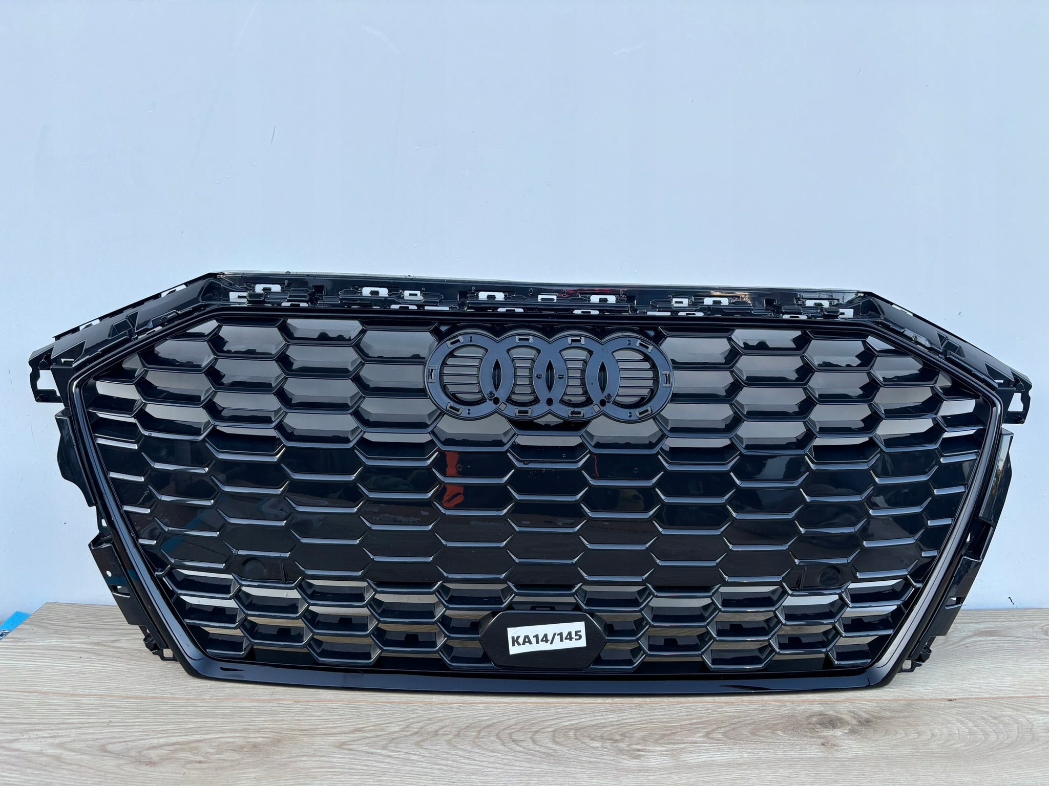 Kühlergrill Audi A3 8Y AM A1 FRONTGRILL 8Y0853651B0 Kühlergitter