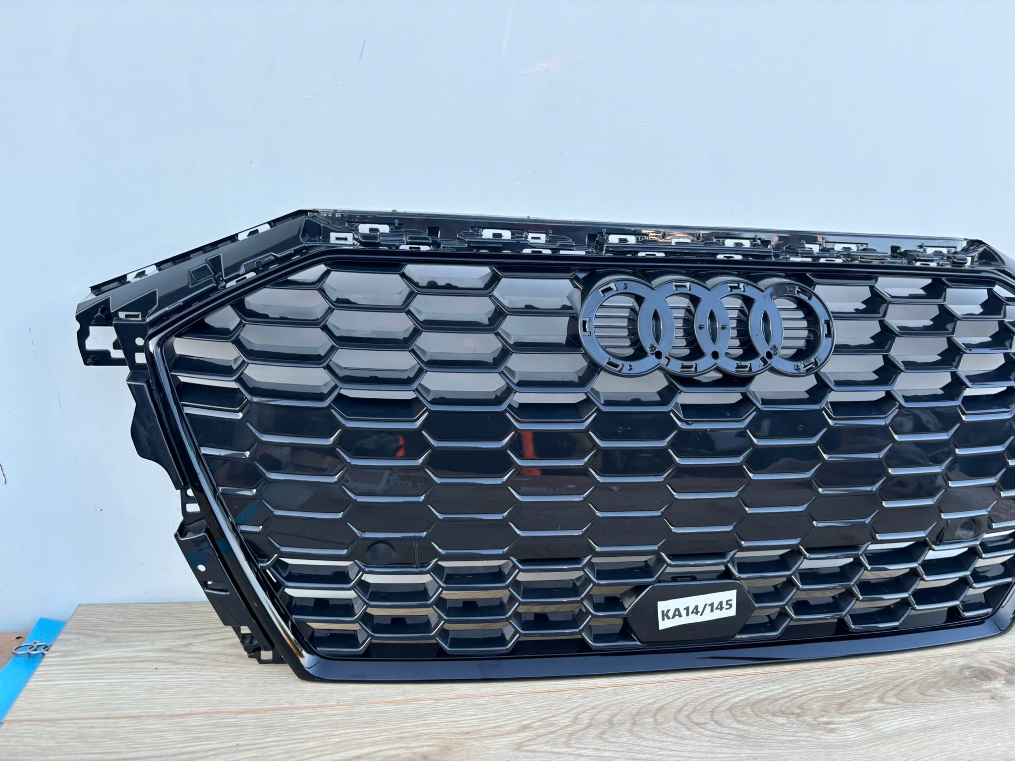 Kühlergrill Audi A3 8Y AM A1 FRONTGRILL 8Y0853651B0 Kühlergitter