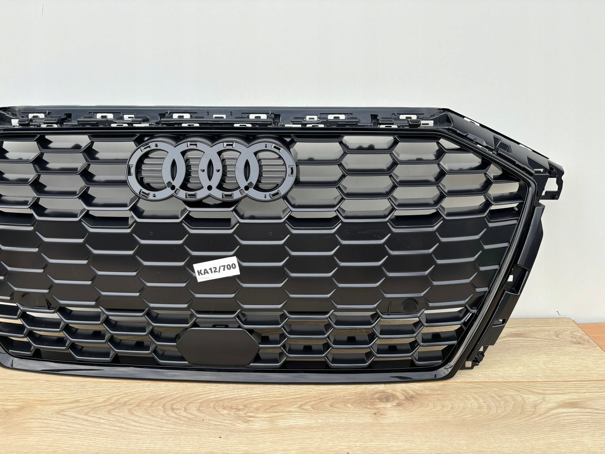 Kühlergrill Audi A3 8Y A1 FRONTGRILL 8Y0853651BK Kühlergitter