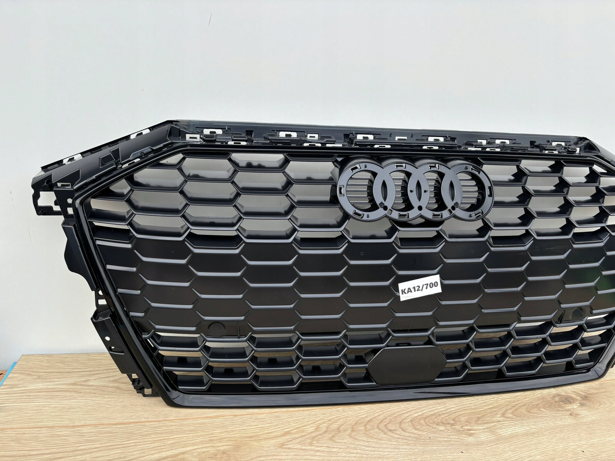 Kühlergrill Audi A3 8Y A1 FRONTGRILL 8Y0853651BK Kühlergitter