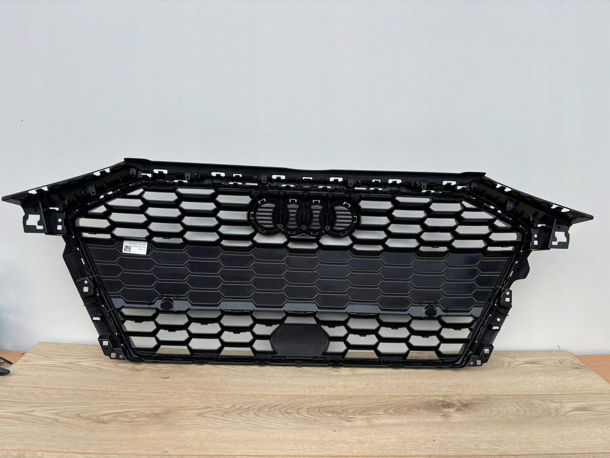 Kühlergrill Audi A3 8Y A1 FRONTGRILL 8Y0853651BK Kühlergitter