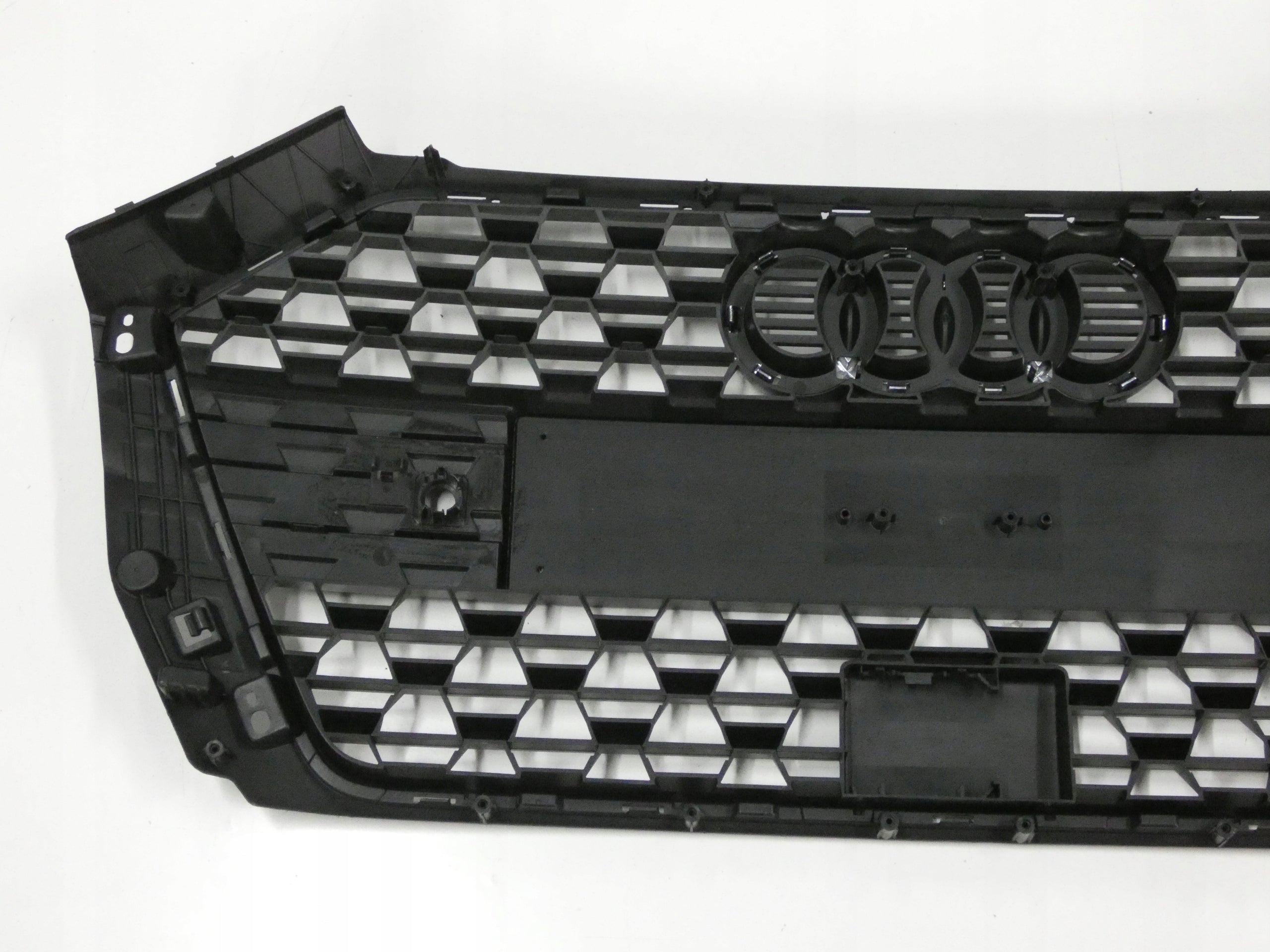 Kühlergrill Audi A8 A1 82A FRONTGRILL 82A853653AG Kühlergitter