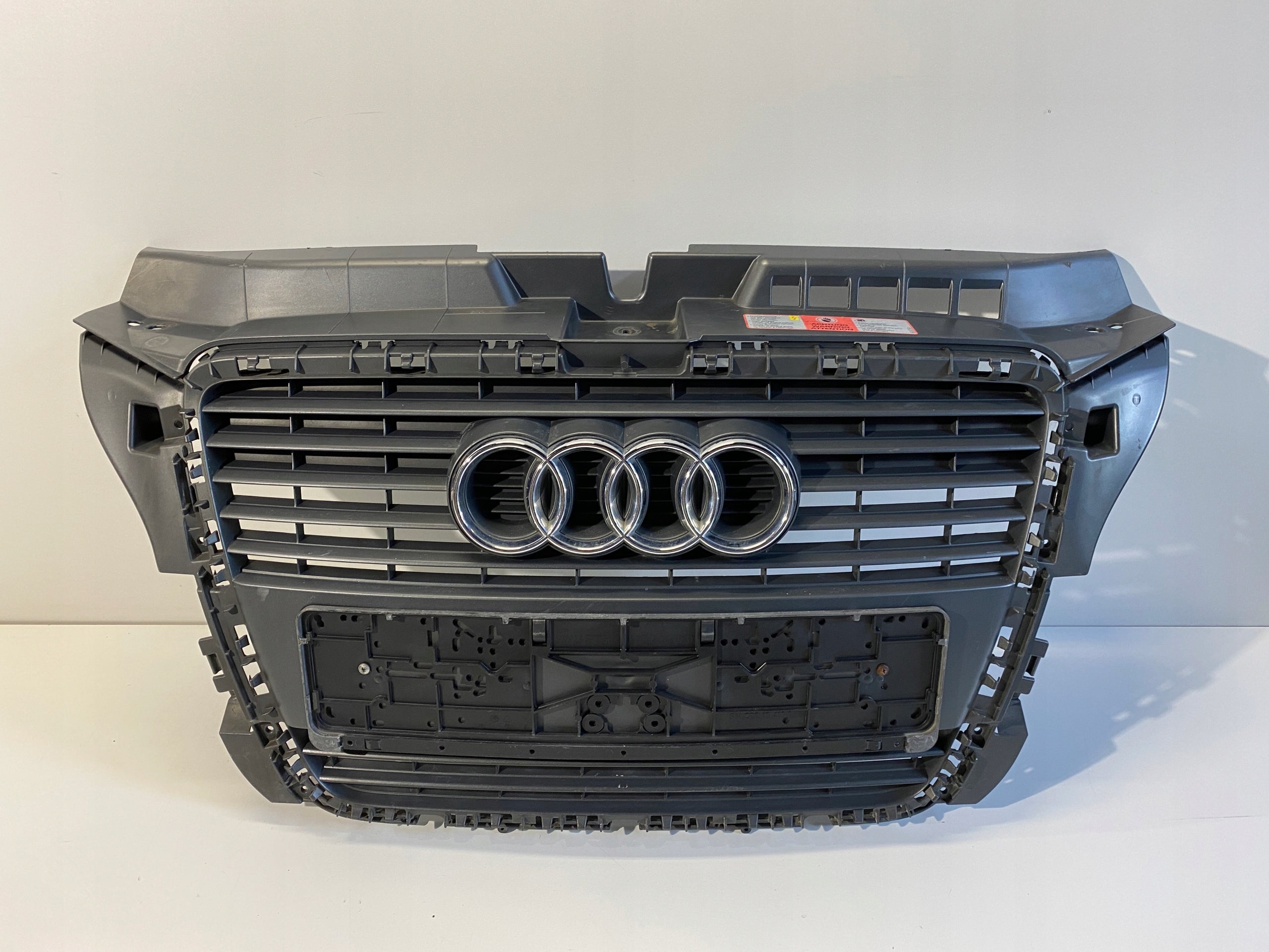  Kühlergrill Audi A3 8P0 FRONTGRILL 8P0853037 Kühlergitter product image