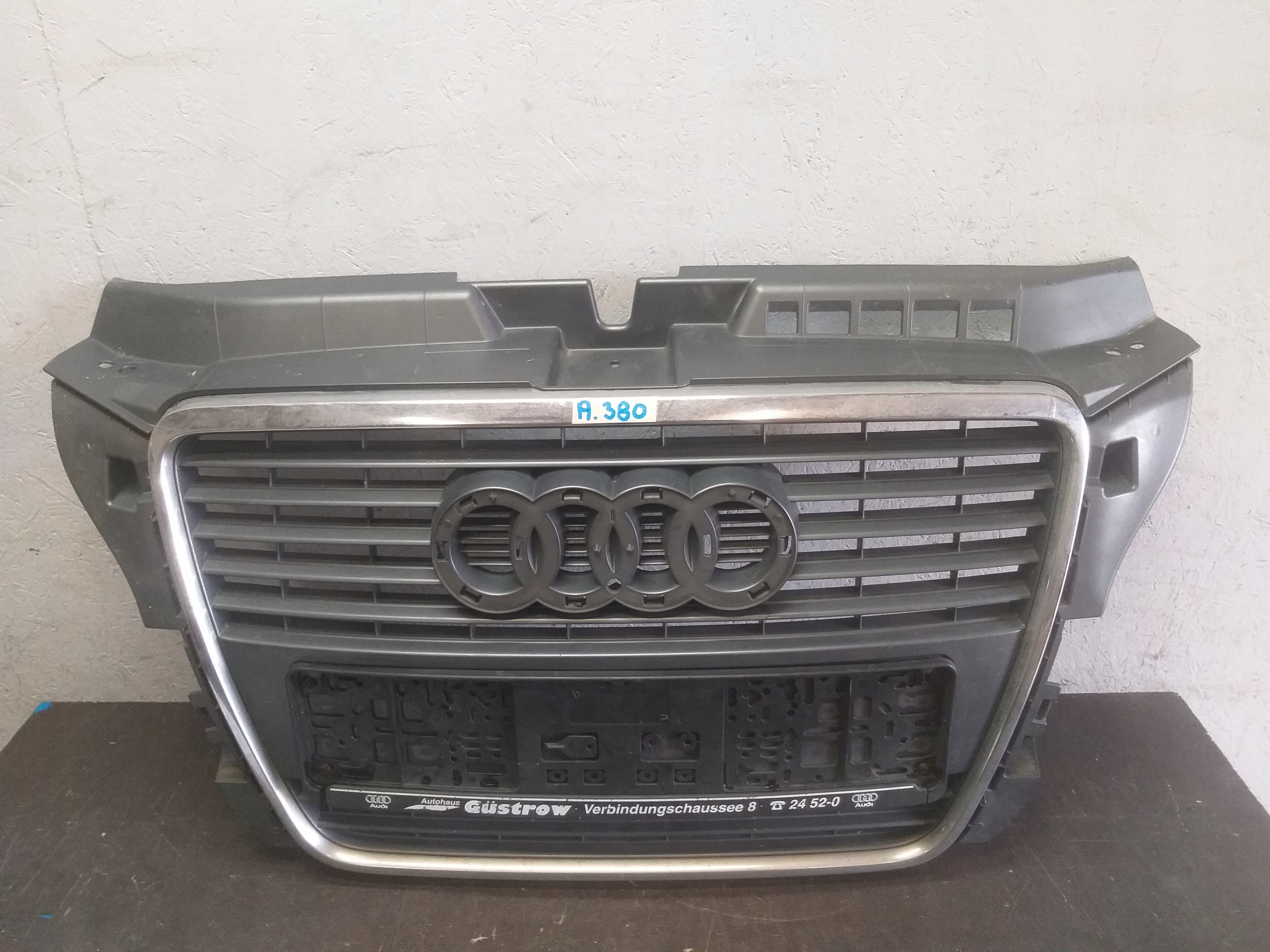 Kühlergrill Audi A3 FRONTGRILL 8P08536518P Kühlergitter