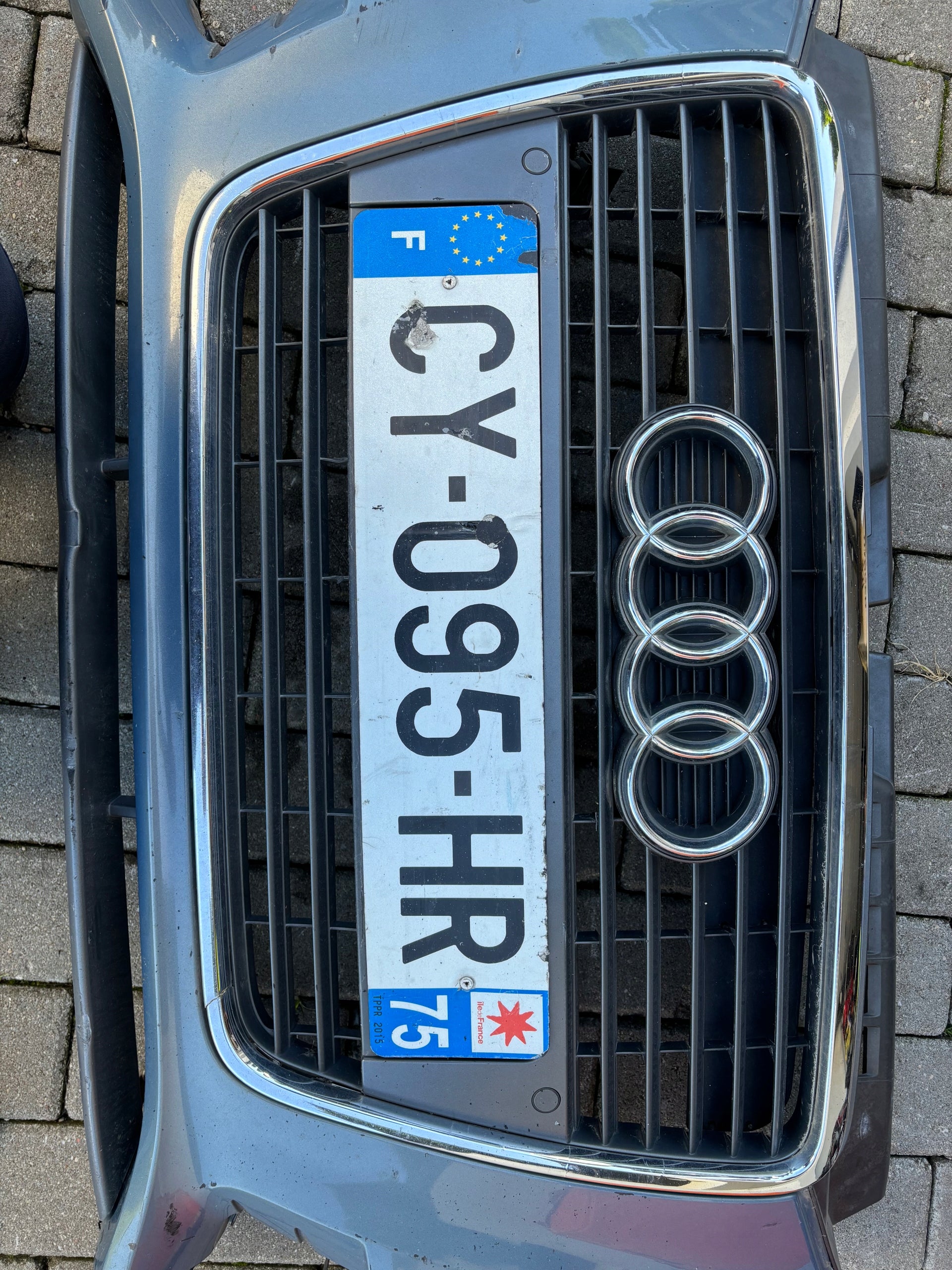 Kühlergrill Audi A3 8P FRONTGRILL 8P0853651HA Kühlergitter