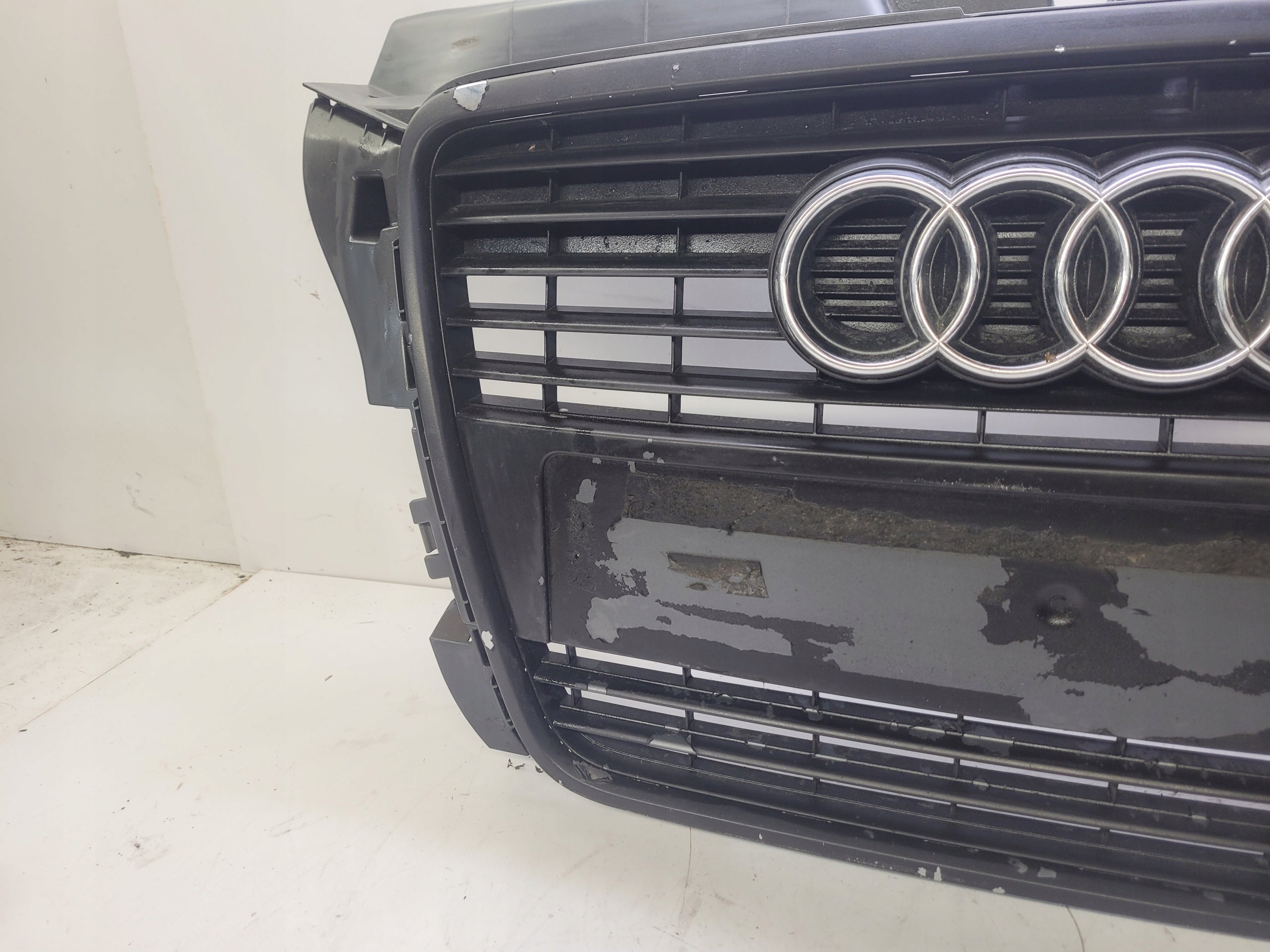 Kühlergrill Audi A3 8P FRONTGRILL 8P0853651HA Kühlergitter